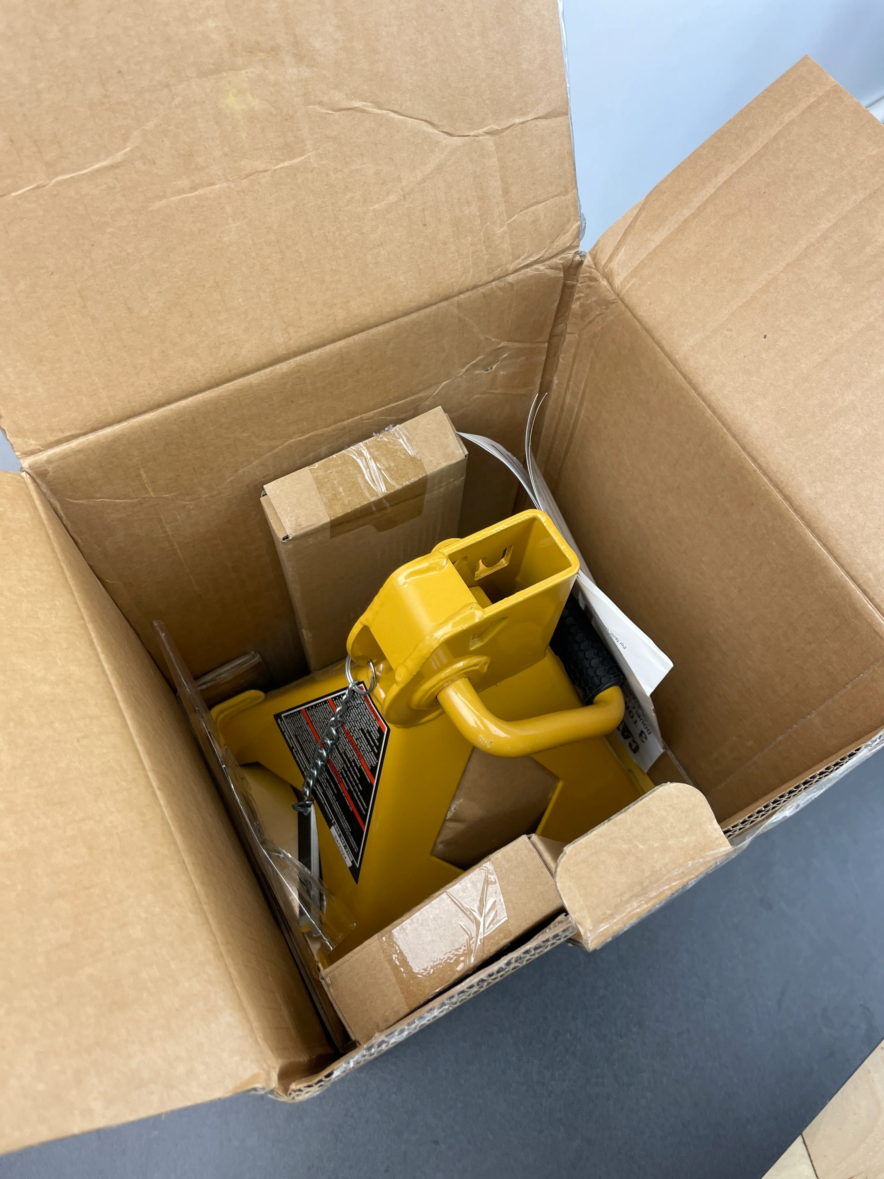 CAT 3 Ton Jack Stand with Safety Lock - 2-pack - Retail $49 - Image 4