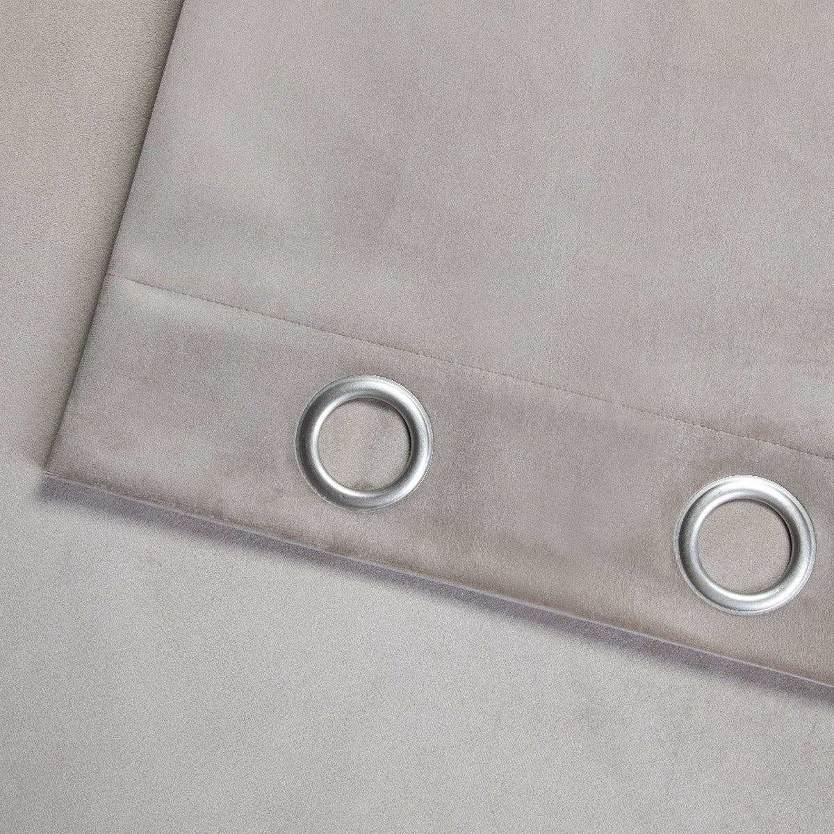 Total Blackout Velvet Window Curtain, 2-pack - Image 4
