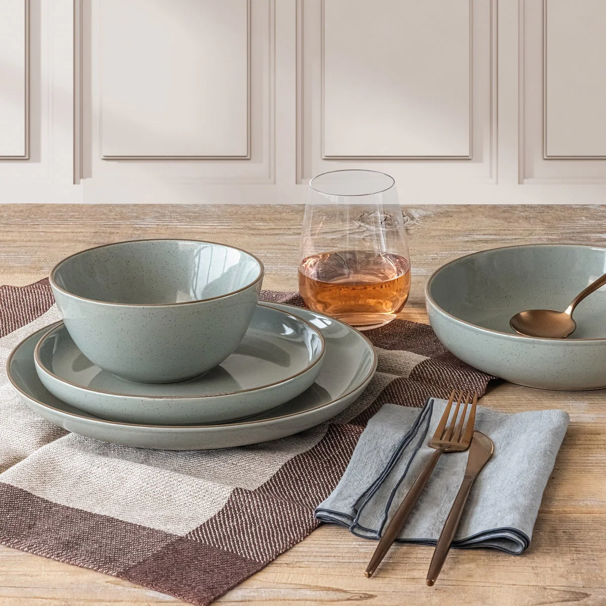 over&back Options 16-piece Dinnerware Set - Image 3