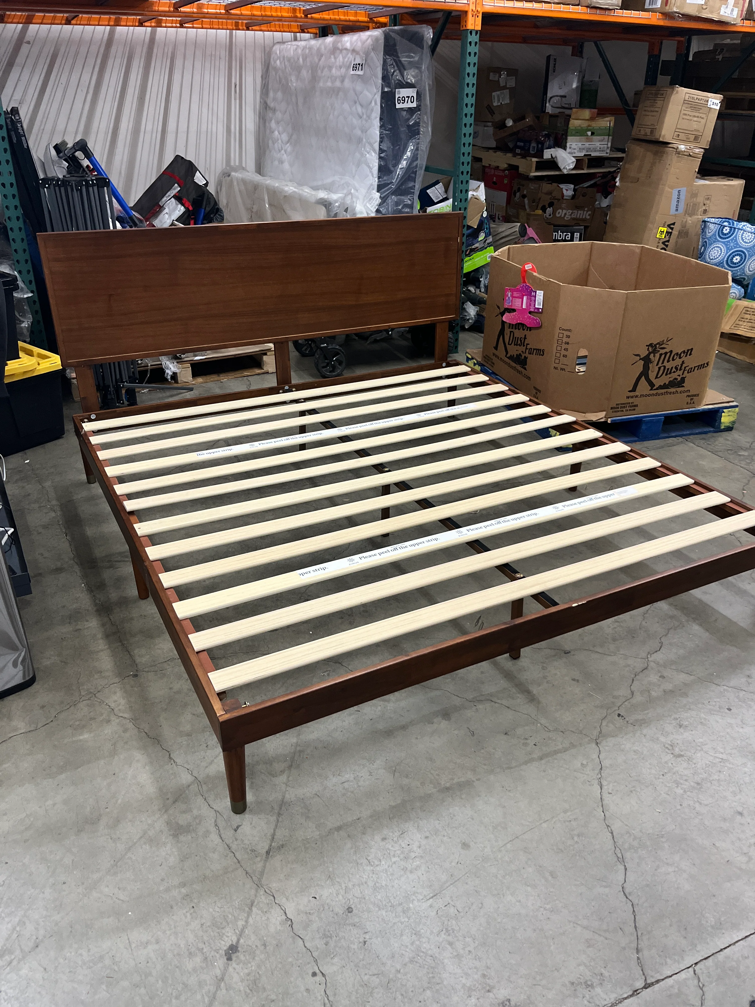 ZINUS KING Raymond Wood Platform Bed Frame with Adjustable Wood Headboard, Solid Wood Foundation, Wood Slat Support, No Box Spring Needed, Easy Assembly, King, Brown - Retail $276 - Image 8
