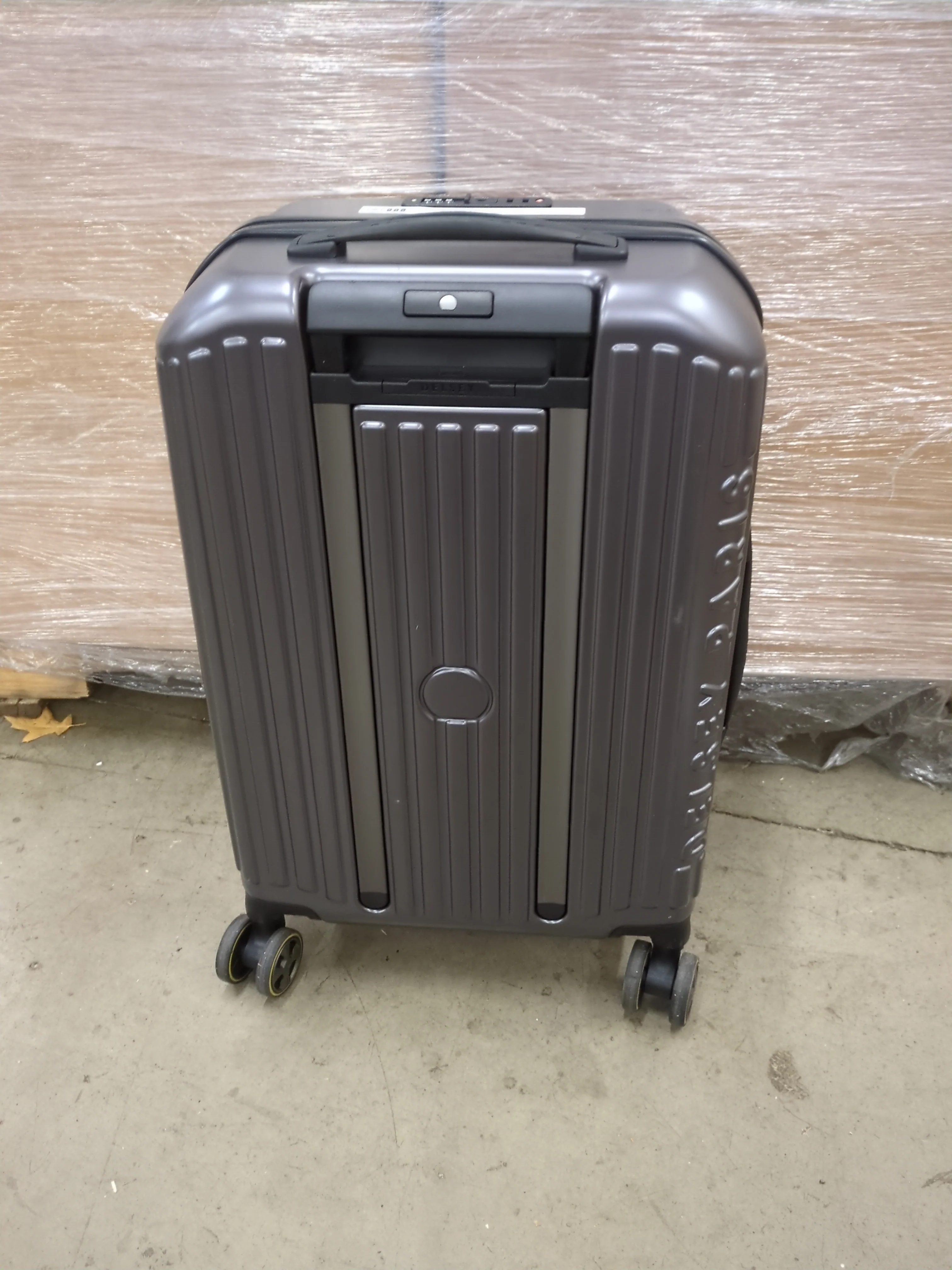Delsey 22" Front Lid Carry-On Hardside Spinner - Image 3