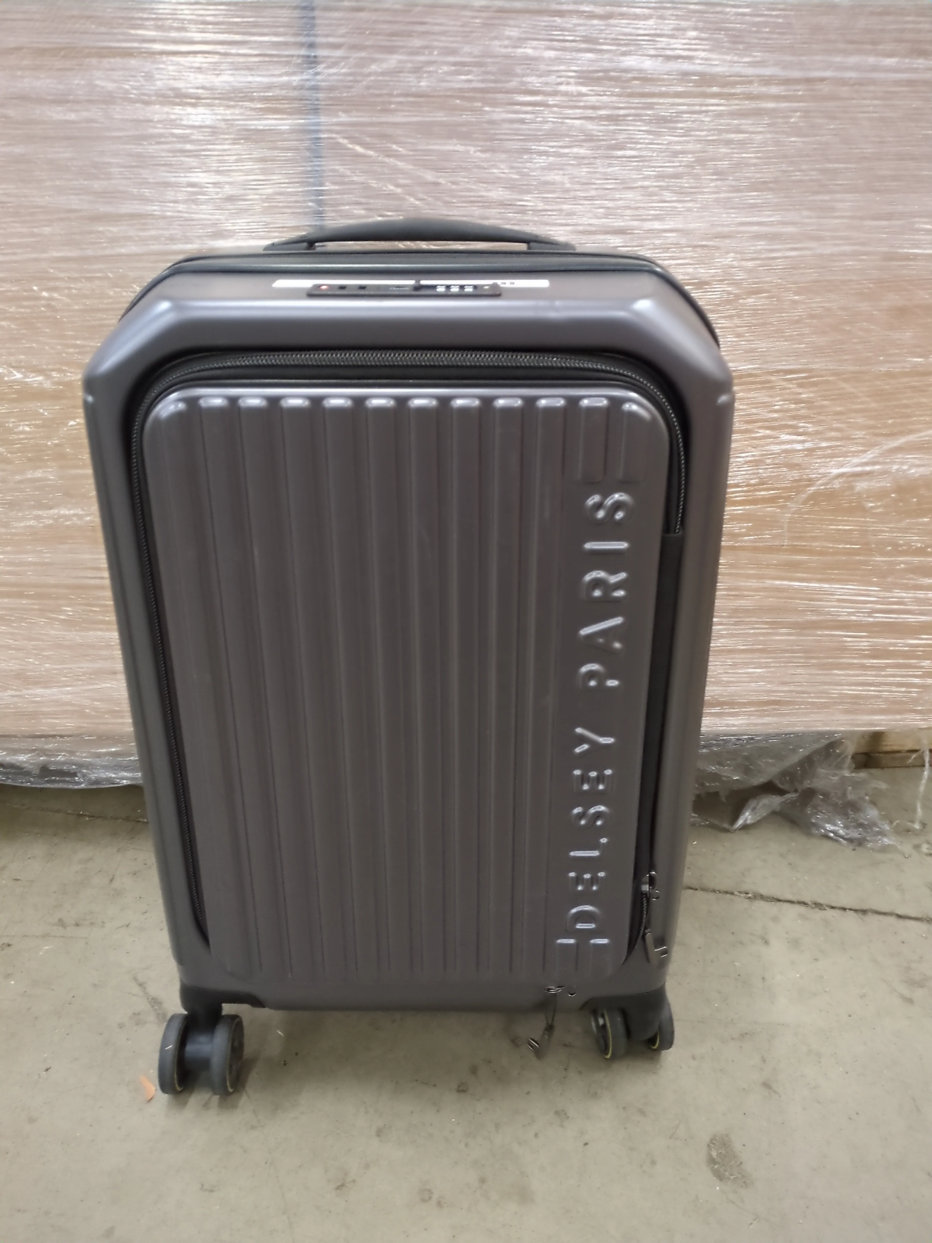 Delsey 22" Front Lid Carry-On Hardside Spinner - Image 4