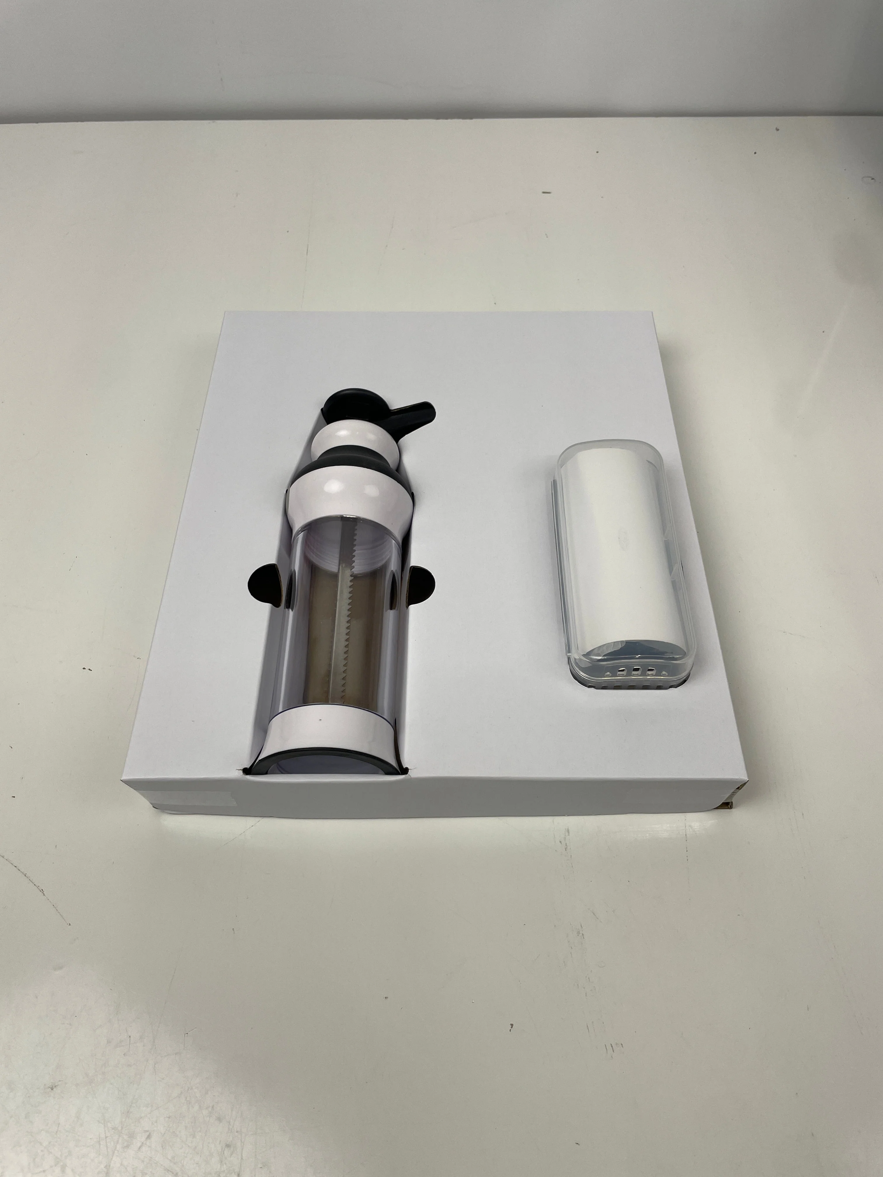 OXO 20-Piece Cookie Press Set - Image 3