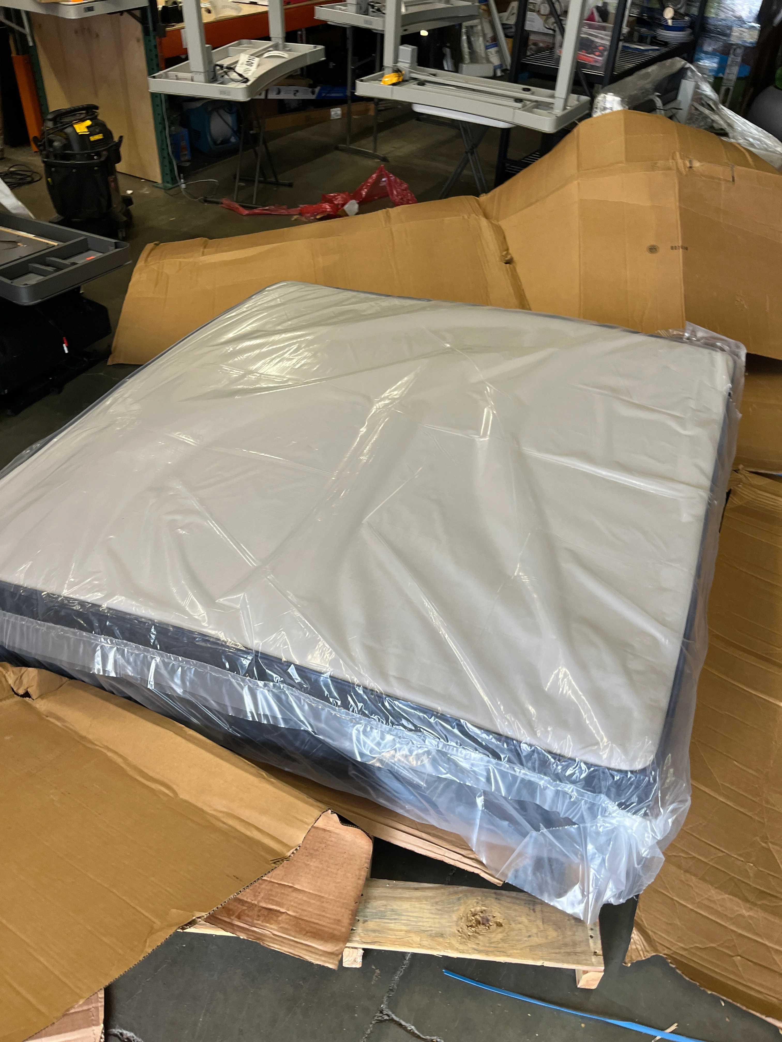 NEW - Serta Perfect Sleeper Enhanced 14.5 Inch KING Mattress - Plush Pillow Top, Cooling Gel Memory Foam, Pocket Innersprings for Motion Isolation, Edge Support, CertiPUR-US Certified - Nurture Night - Retail $1249 - Image 9