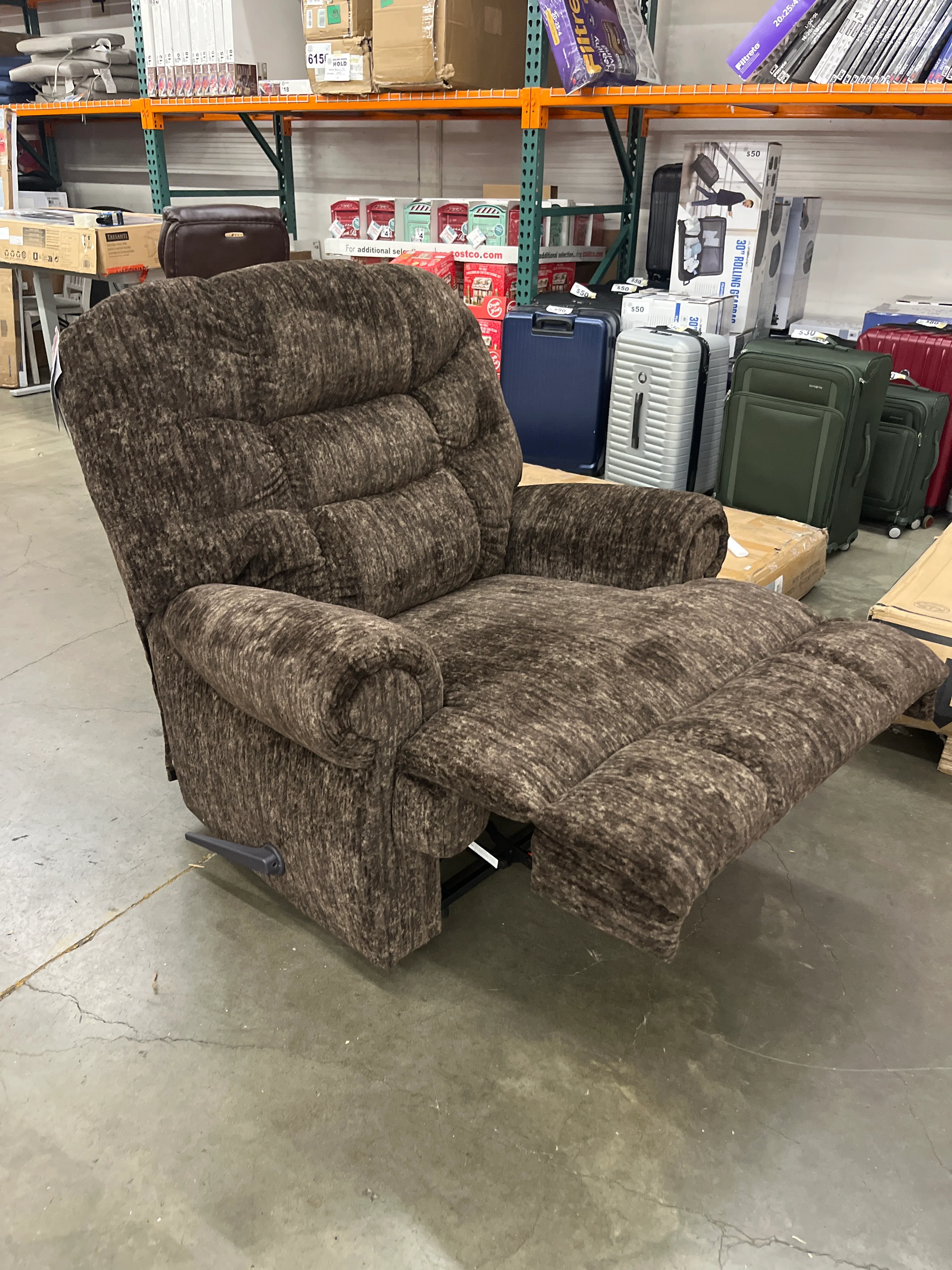 NEW - Signature Design by Ashley Dark Brown Movie Man Classic Tufted Velvet Manual Zero Wall Recliner - Retail $690 - Image 4
