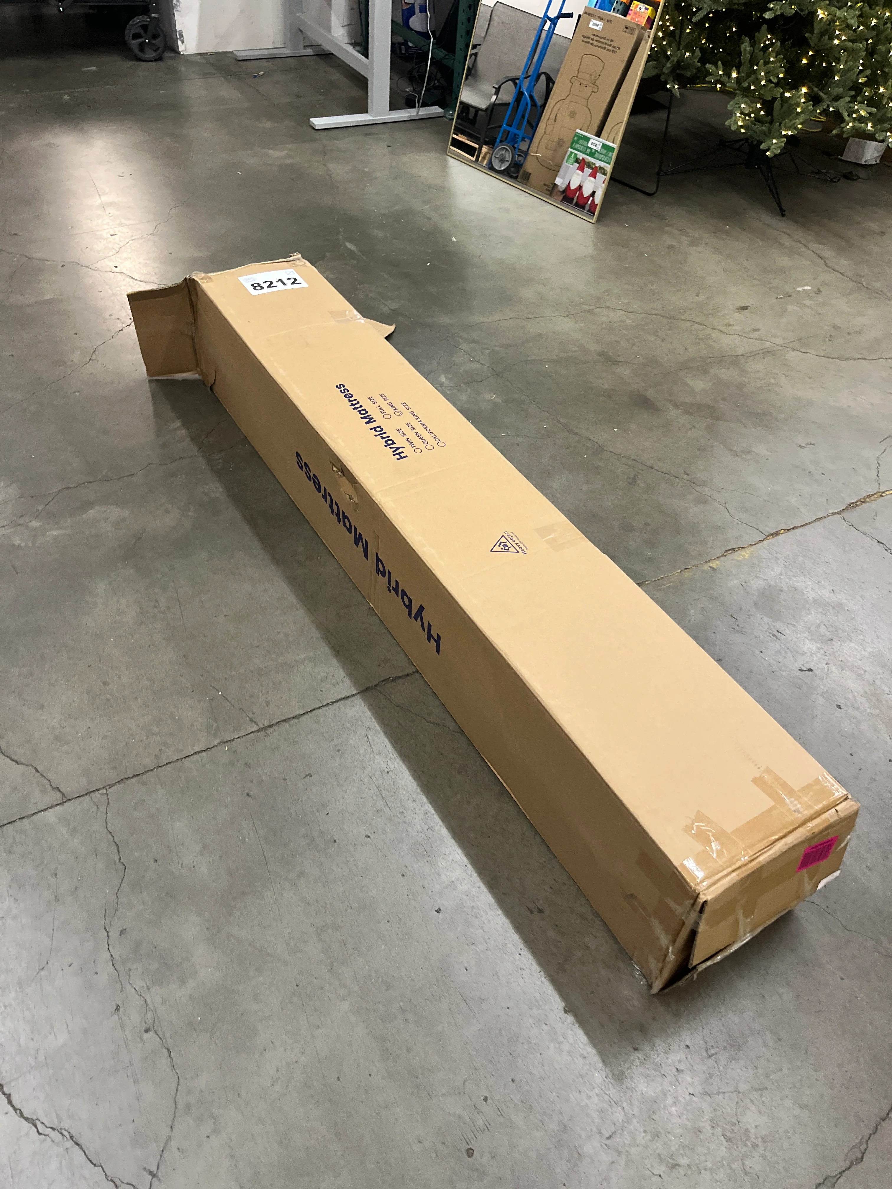 NEW - DIFAME KING 14 Inch Mattress, Hybrid Mattres, Upgraded Strengthen Individually Pocket Spring for Motion Isolation, Pressure Relief, Edge Support, Medium Firm - Retail $460 - Image 5