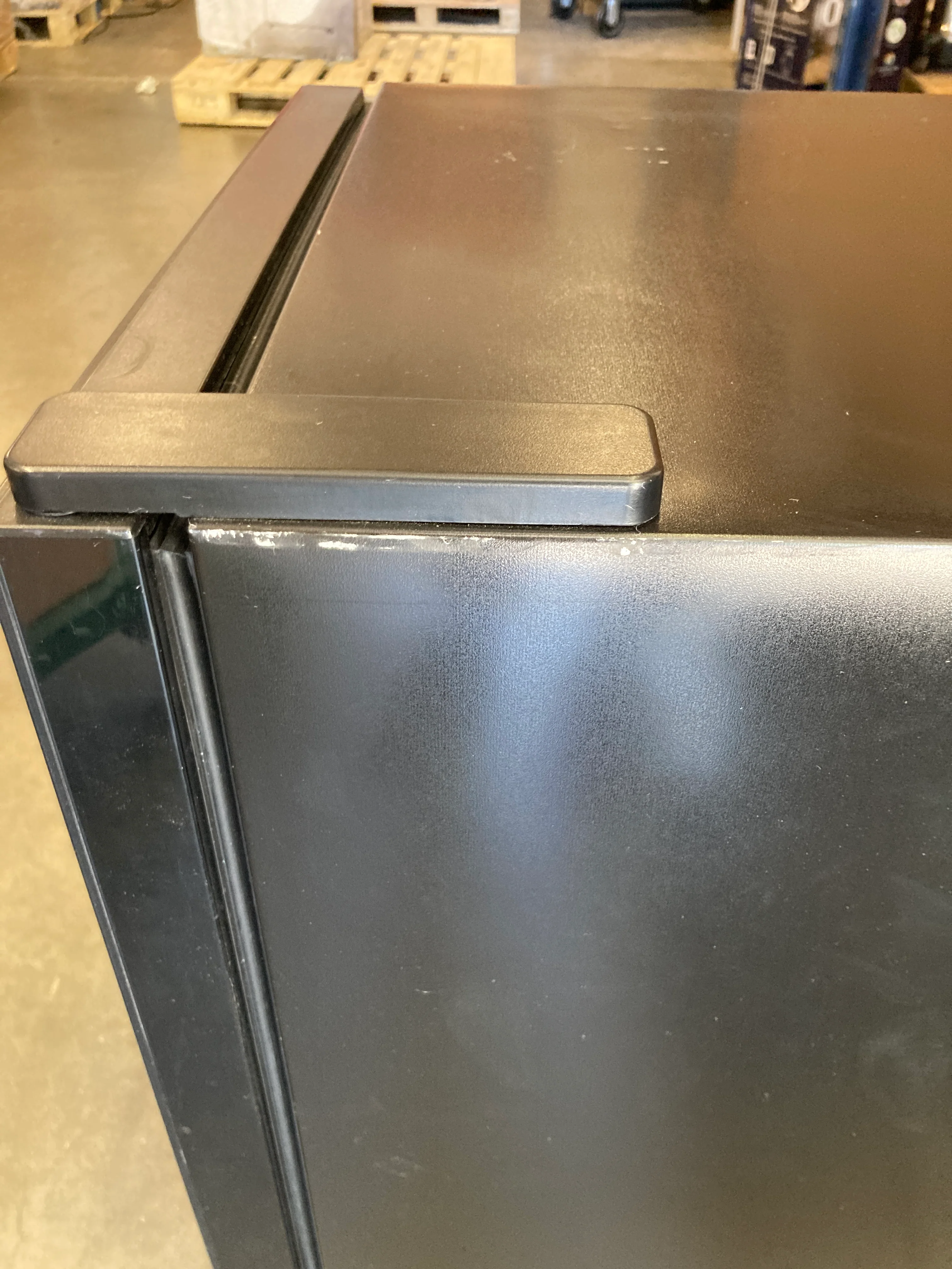 Costco - Midea 34 Bottle Wine Refrigerator, Model MRW34S1ABB - Retail $229.99 - Image 4