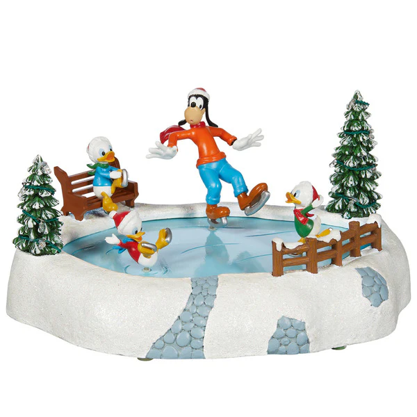 Disney Holiday Village, 13-piece Set - Image 4