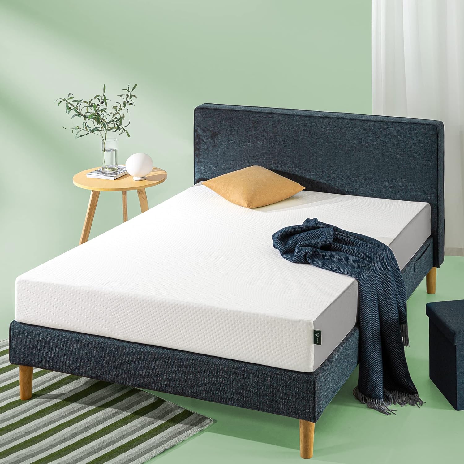 NEW - ZINUS FULL 8 Inch Cooling Essential Memory Foam Mattress - Retail $199