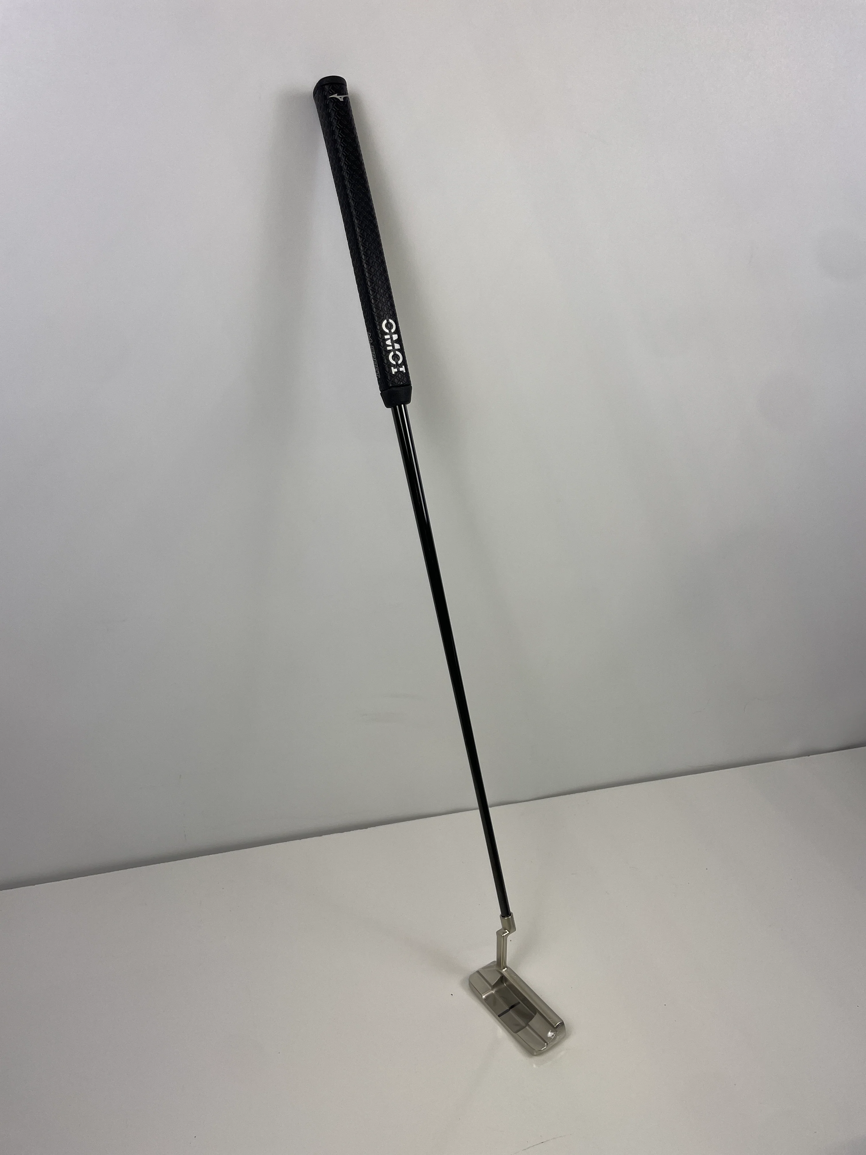 Mizuno OMOI Type 4 Putter 34" - Image 5