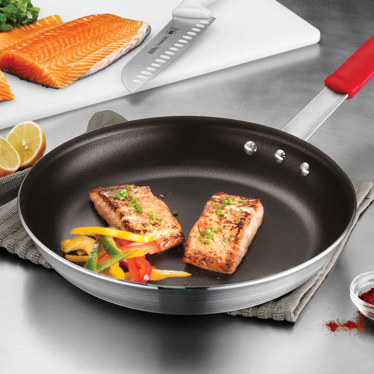 Tramontina Professional 12" Restaurant Fry Pan, Nonstick Aluminum - Retail $29 - Image 2