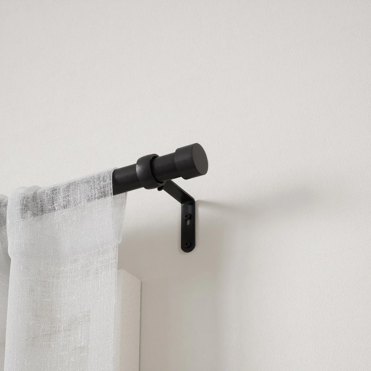 Umbra 1" Black Curtain Rod, Adjustable 72-144", 2-pack - Image 3