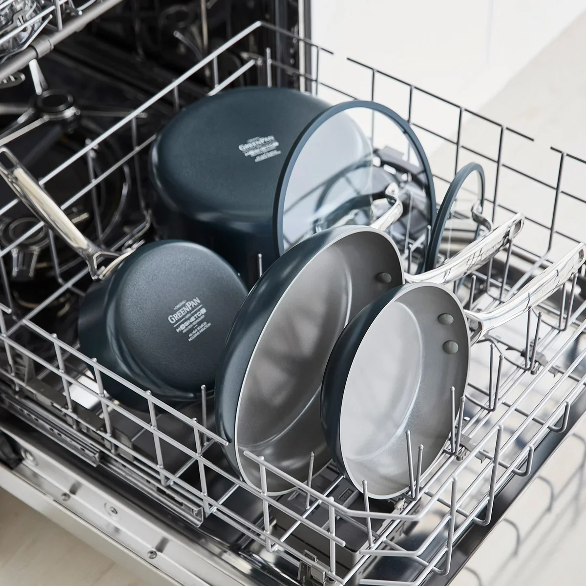 NEW - GreenPan Eras Blue Ceramic Non-Stick 11-piece Cookware Set - Image 2