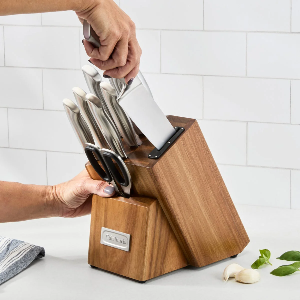 Cuisinart German Steel 10-piece Knife Block Set with Built-in Sharpener - Image 4