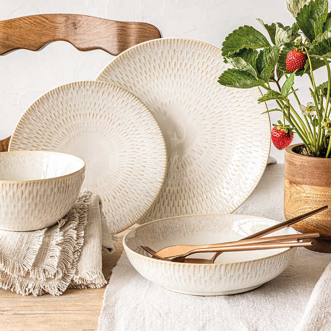 NEW - over&back Ivory WESTPOINT 16-piece Dinnerware Set - Retail $55 - Image 3