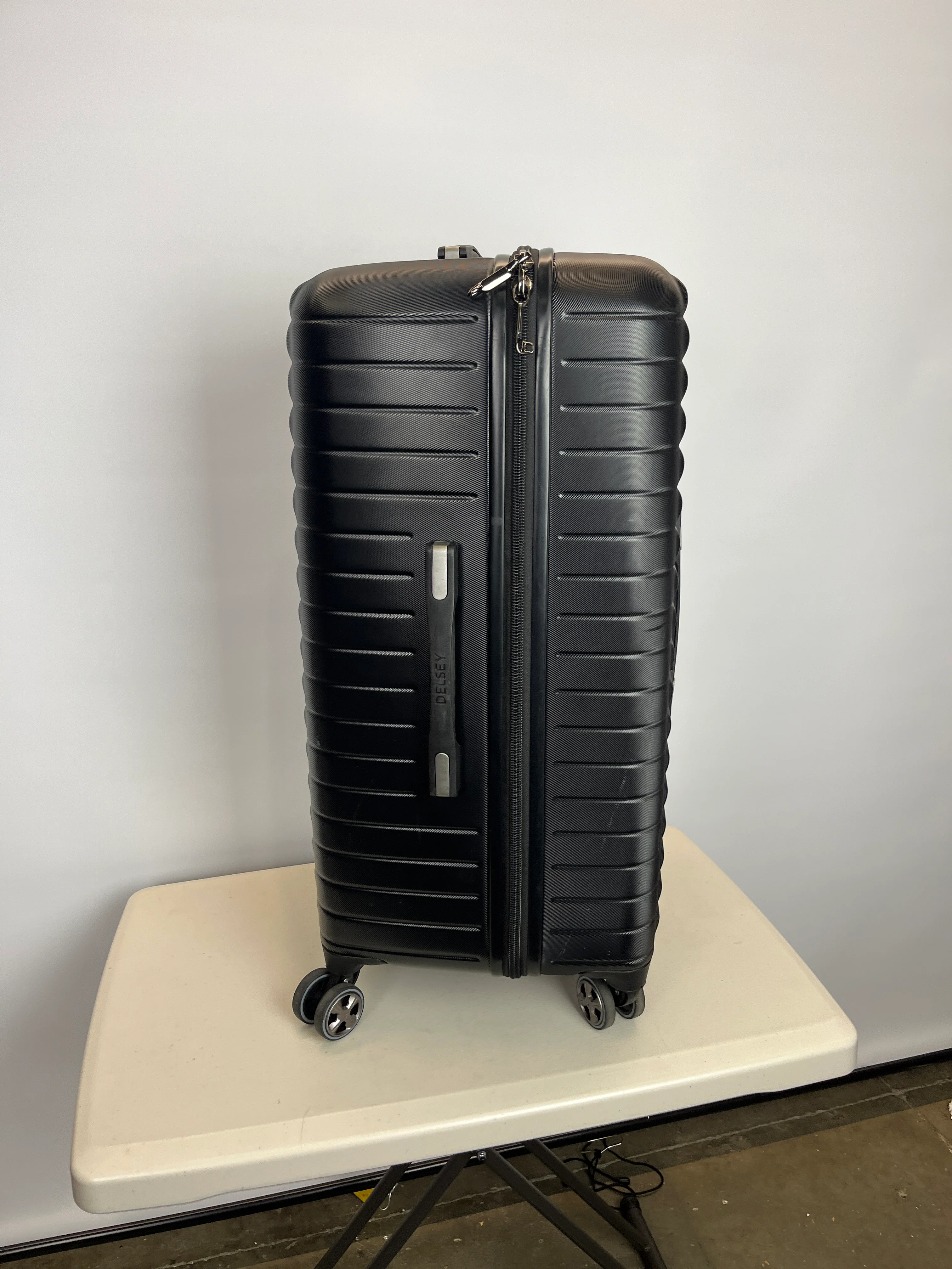 Costco - Delsey Black Hardside 28.7" Trunk Spinner - Retail $89 - Image 5
