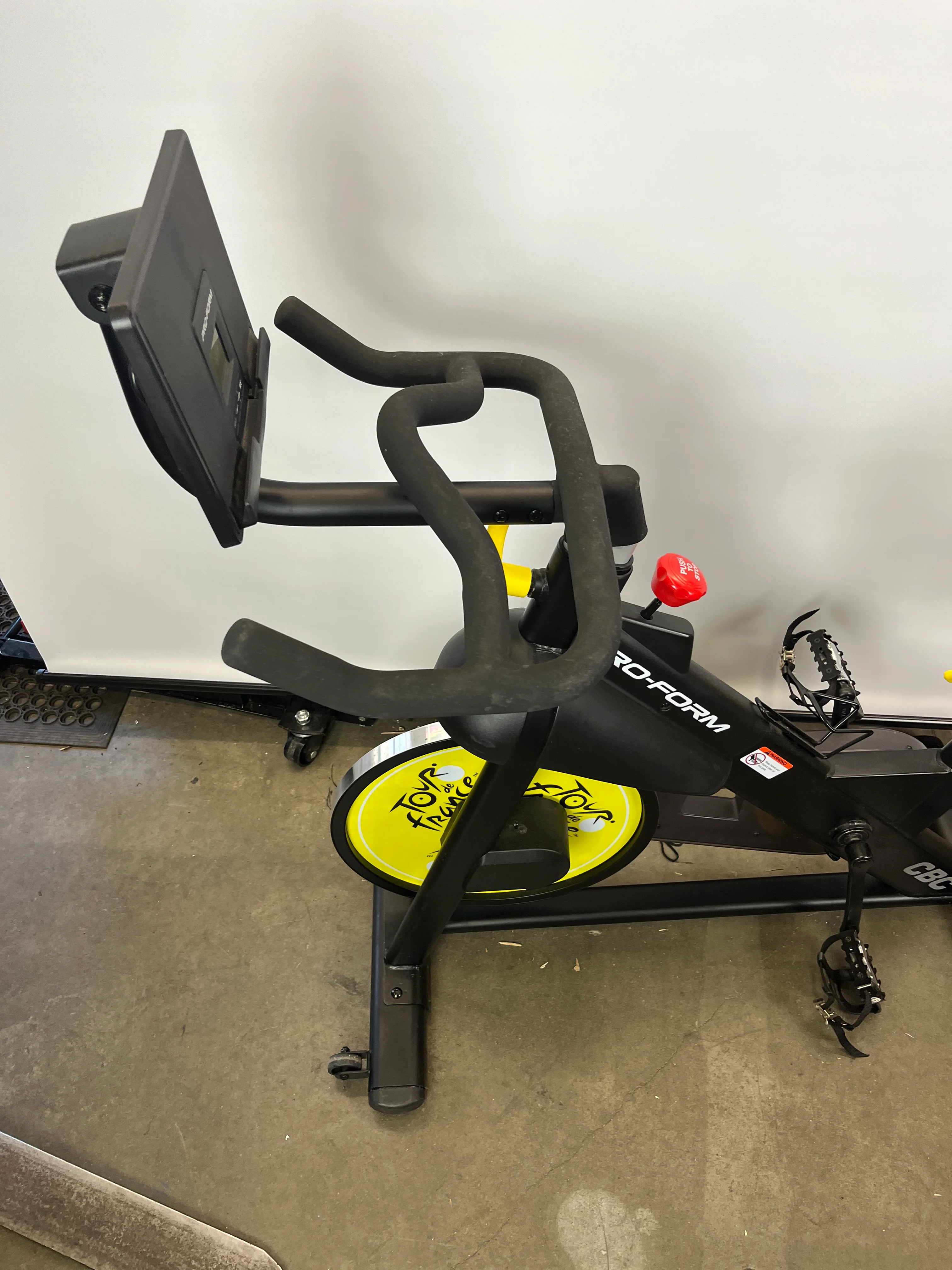 Costco - ProForm Tour De France CBC Smart Indoor Cycle - Retail $384 - Image 4