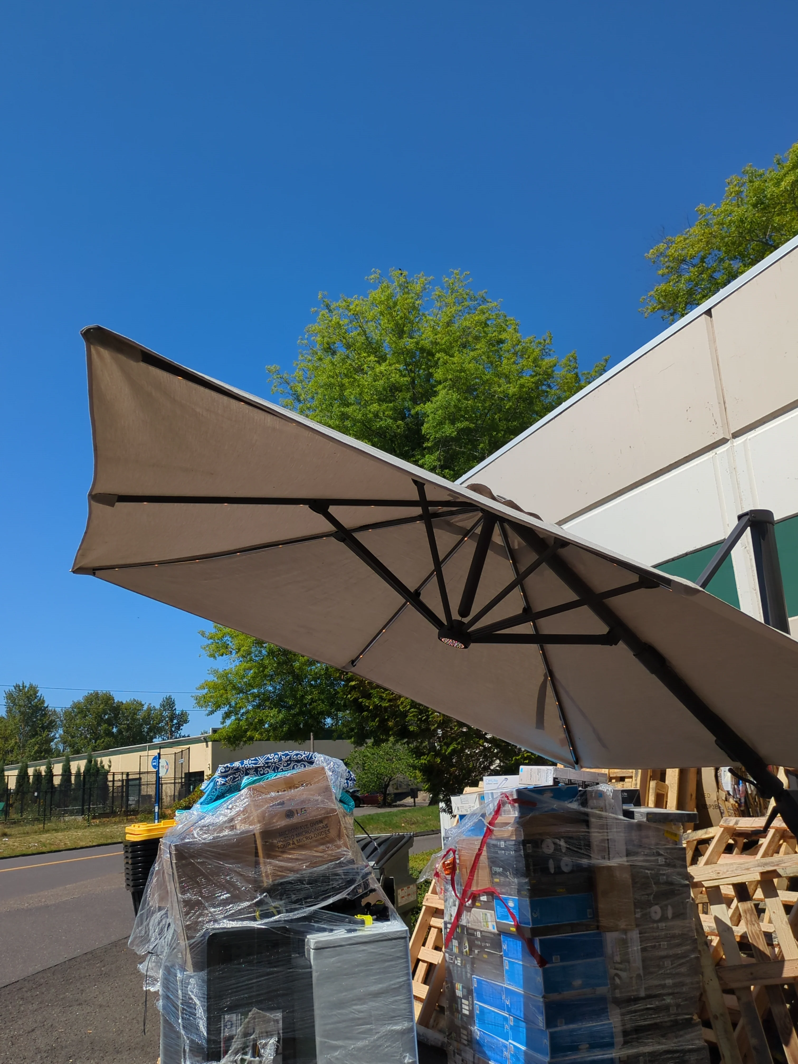 Costco - Seasons Sentry 10ft Square Solar LED Cantilever Umbrella E - Retail $699 - Image 4