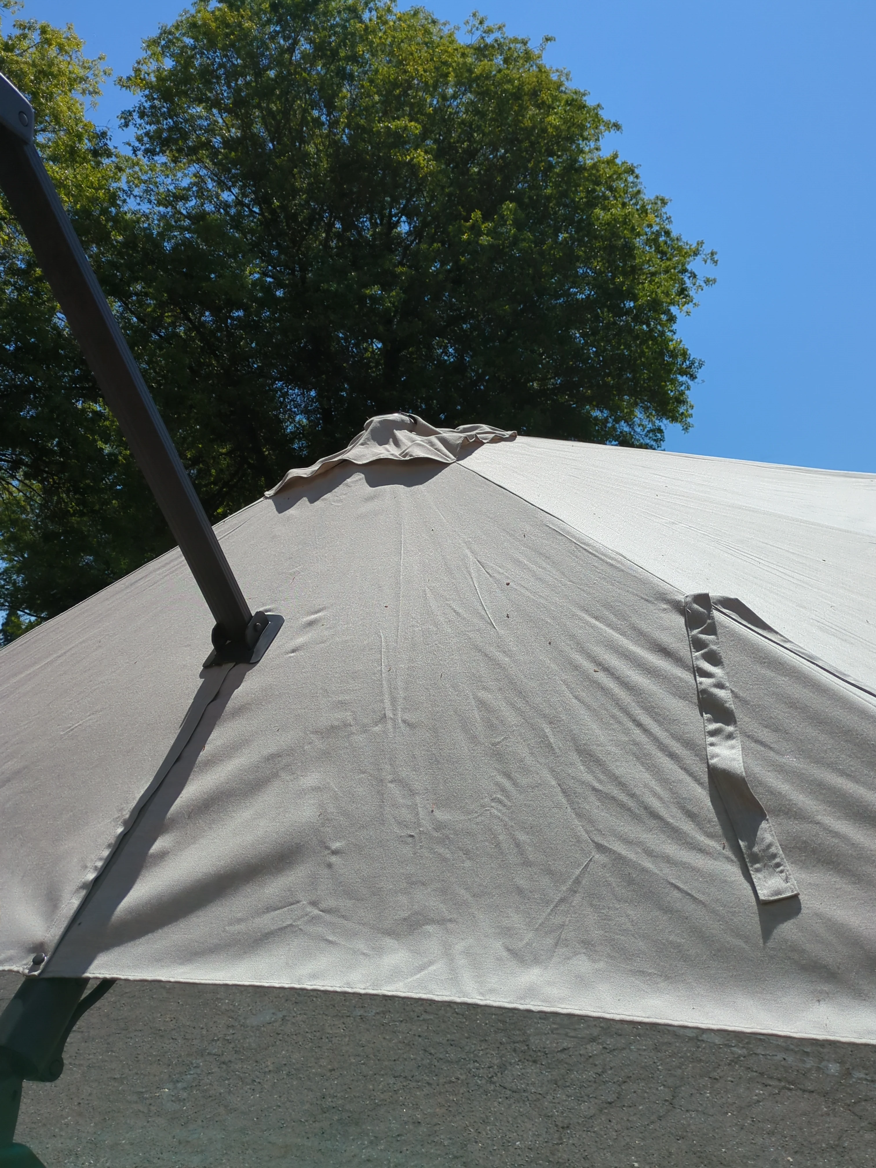 Costco - Seasons Sentry 10ft Square Solar LED Cantilever Umbrella E - Retail $699 - Image 5
