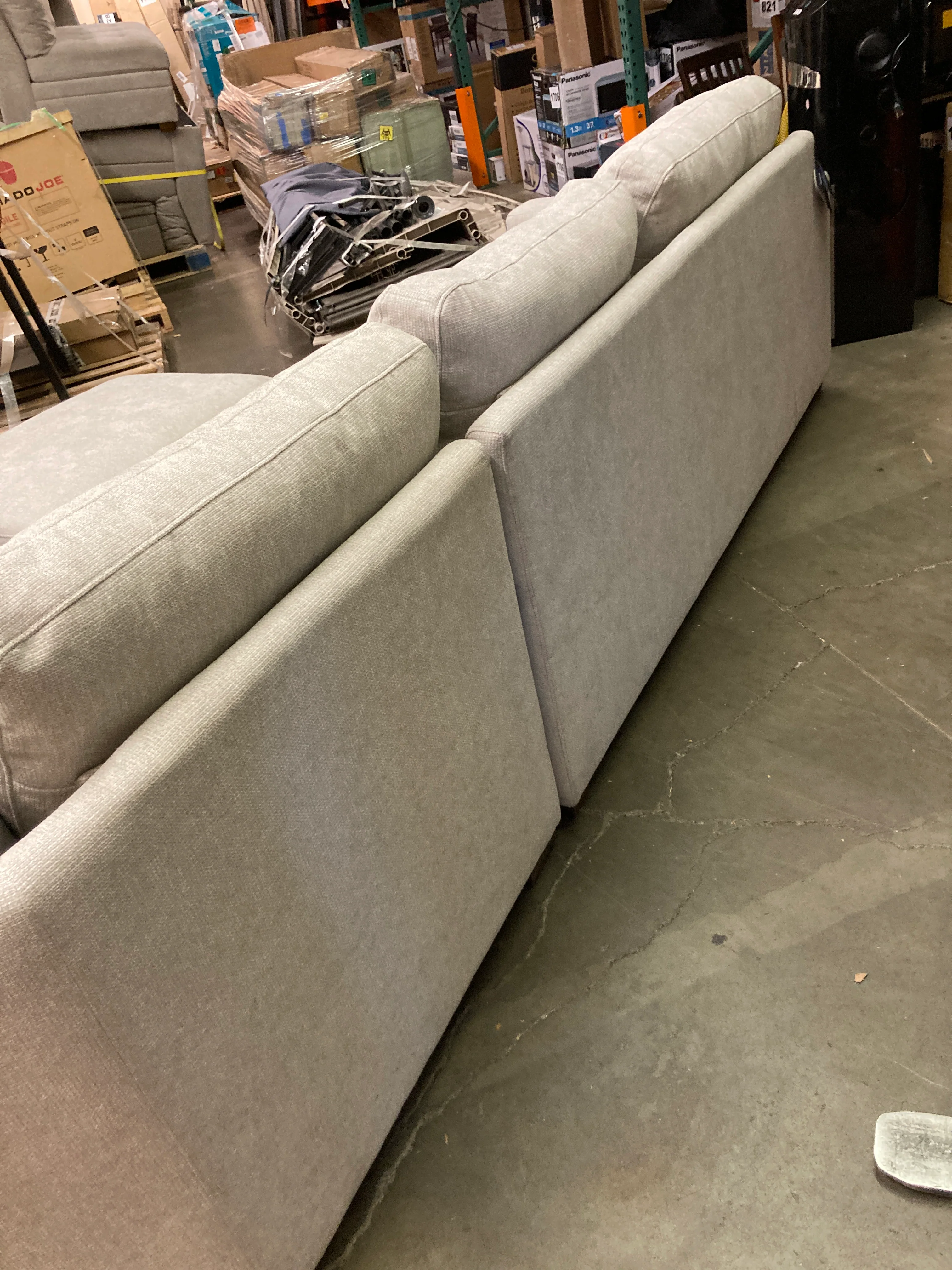 Costco - Thomasville Ezra Fabric Sectional with Ottoman - Retail $1799 - Image 15