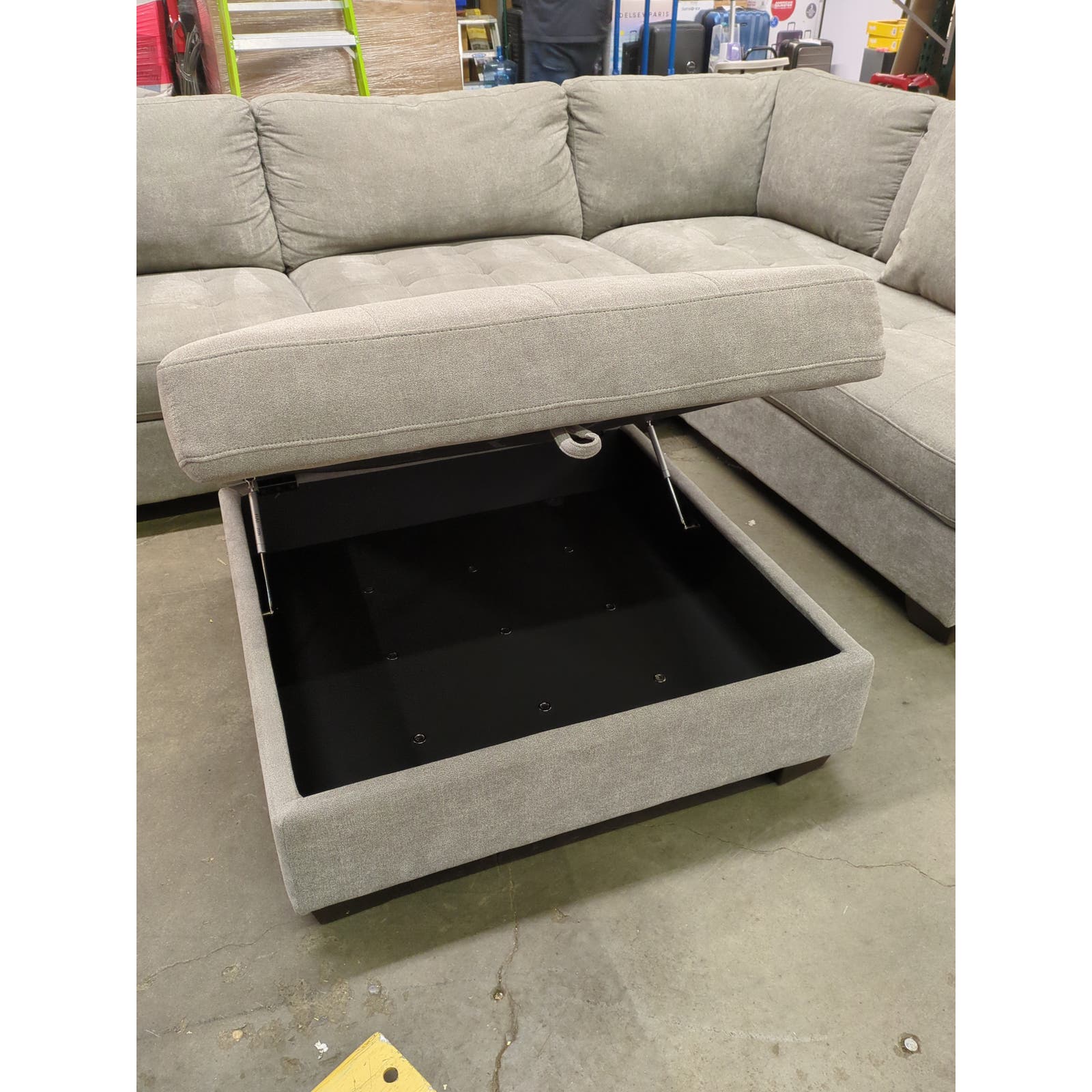 Costco - Thomasville Miles Fabric Sectional with Storage Ottoman - Retail $1399 - Image 6