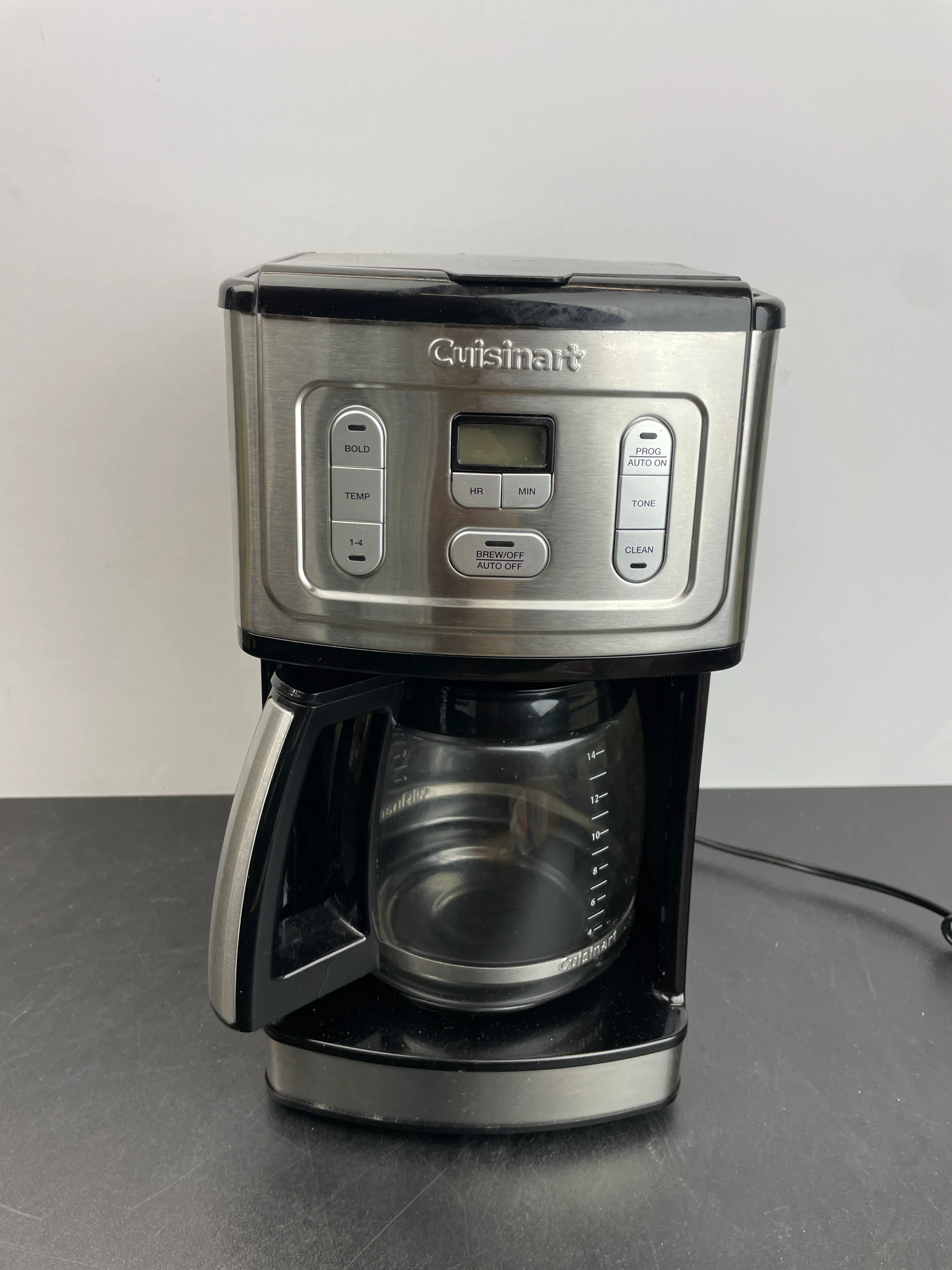 Cuisinart Brew Central 14-cup Programmable Coffee Maker - Image 2
