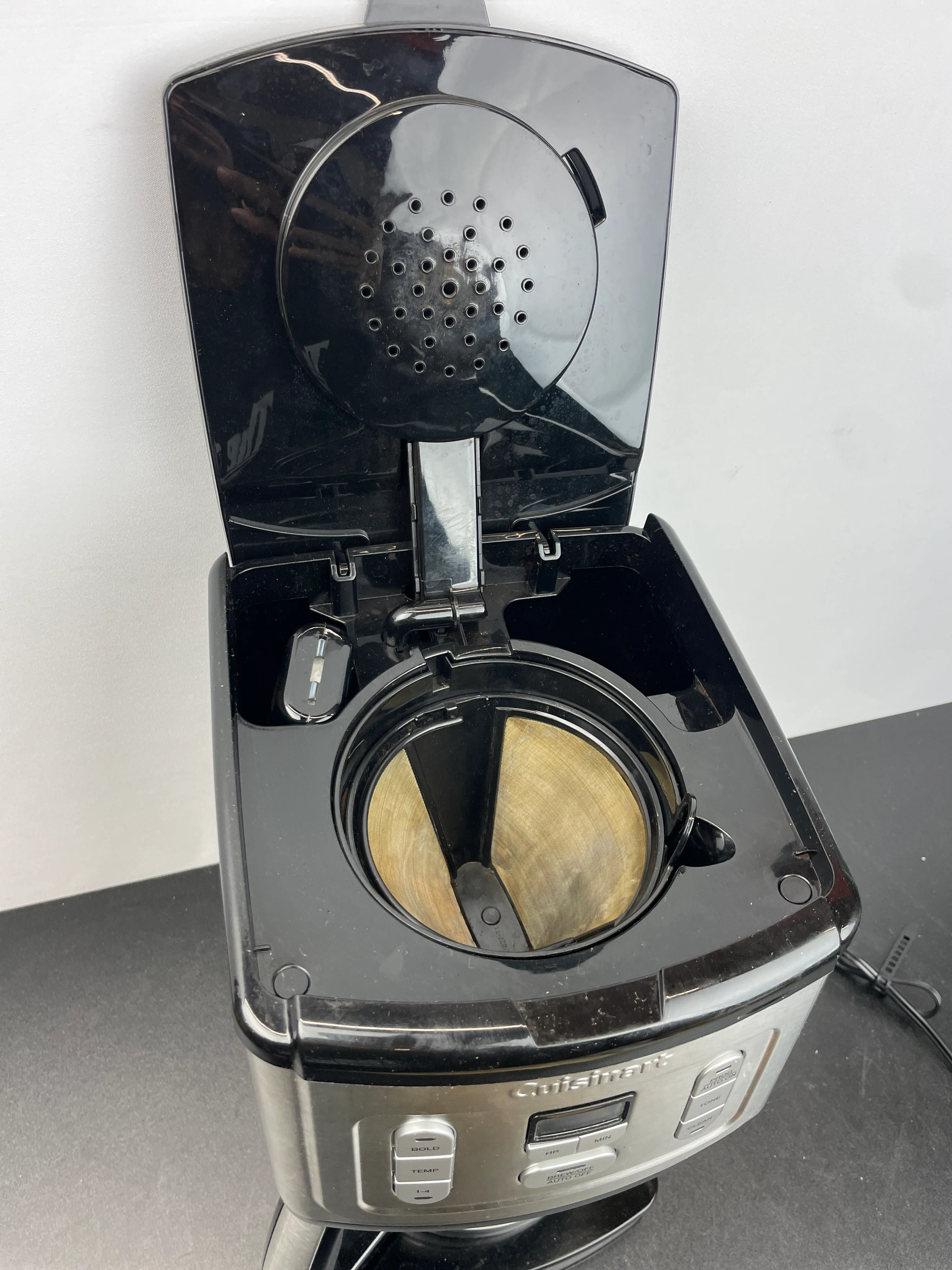 Cuisinart Brew Central 14-cup Programmable Coffee Maker - Image 3