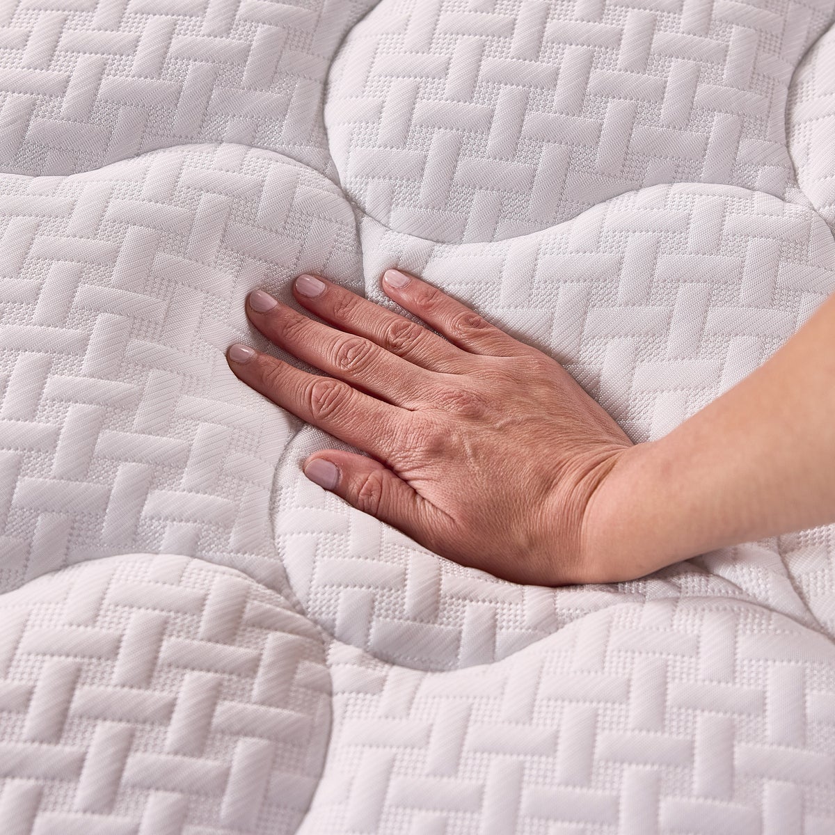 NEW - Novaform King Pillow Top Gel Memory Foam Mattress Topper - Image 2