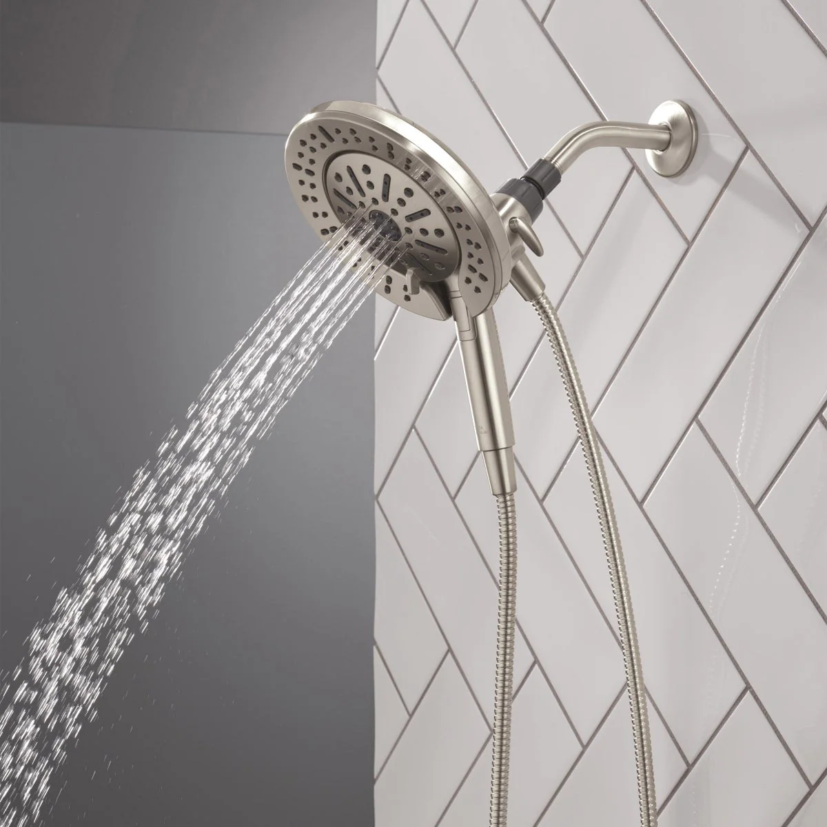 NEW - Delta 6-setting In2ition Hand Shower With ProClean, Brushed Nickel - Image 2