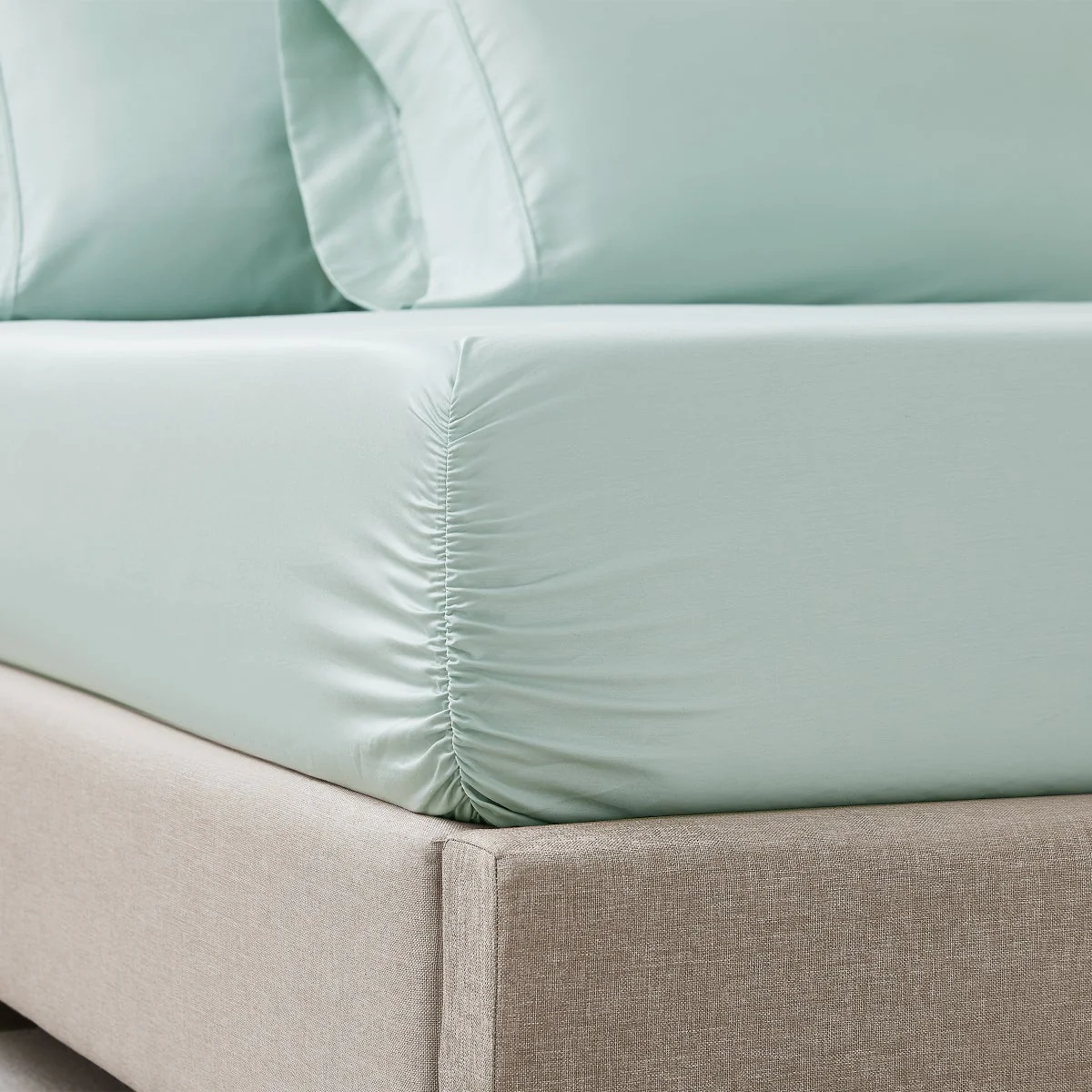 NEW - Hotel Signature Egyptian Cotton 400 Thread Count 6-piece Sheet Set, King, Blue - Image 5