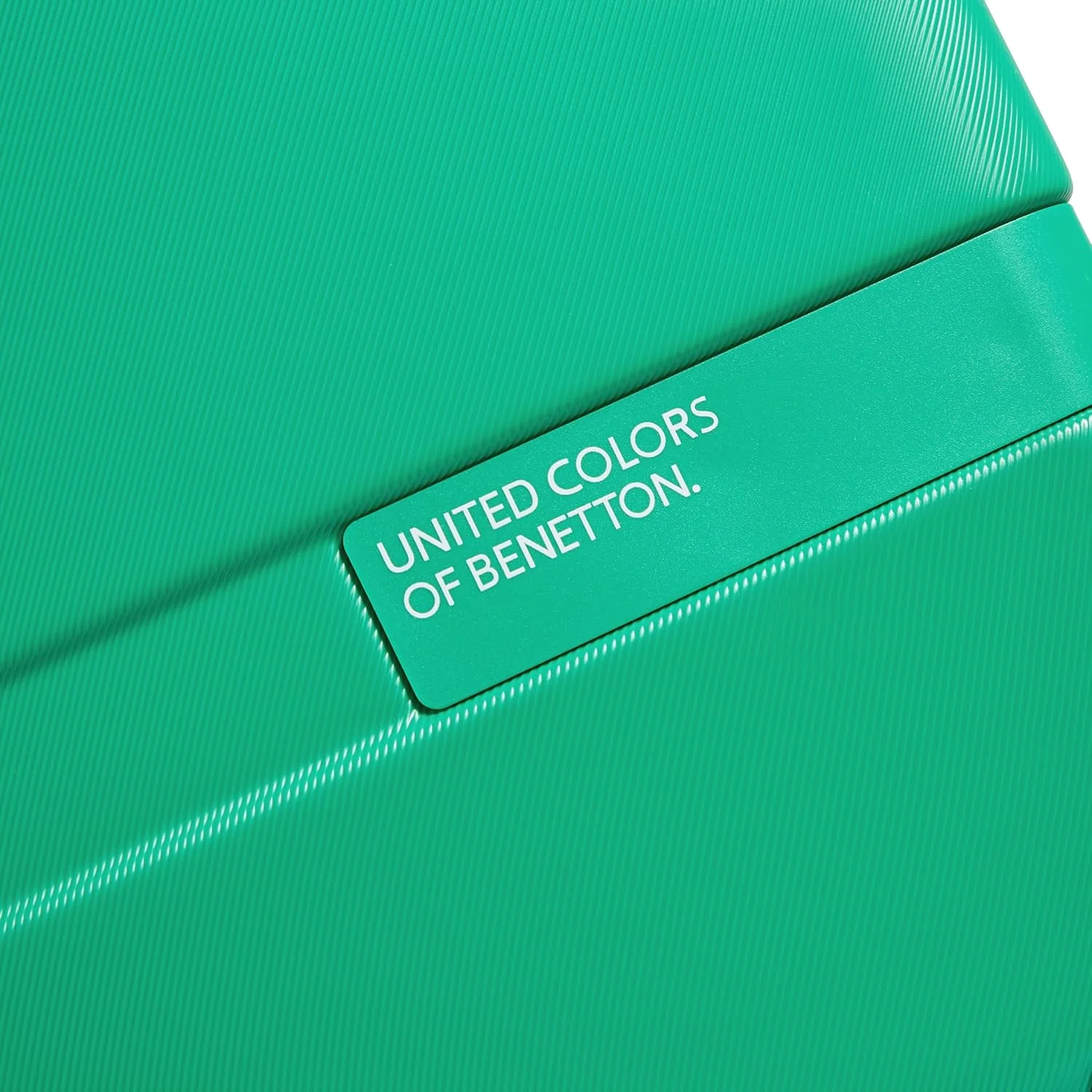United Colors of Benetton Now Hardside Luggage with Spinner Wheels, Green, 3 Piece Set 19/23/27 Inch - Retail $390 - Image 3