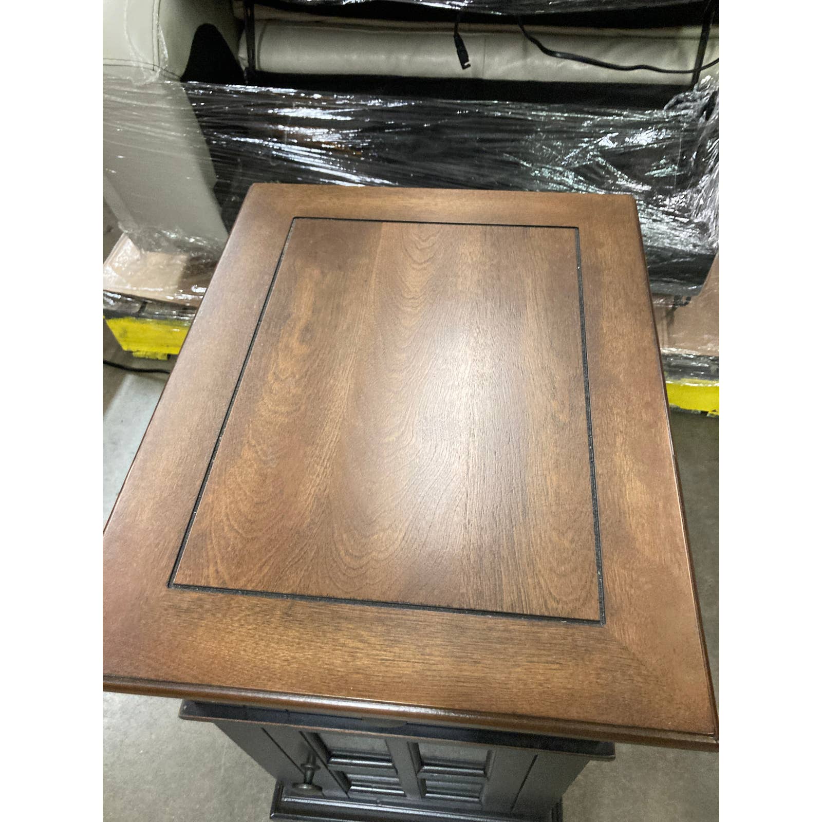 NEW - Costco - Tresanti Nathaniel Chairside Table with Power - Retail $139 - Image 9