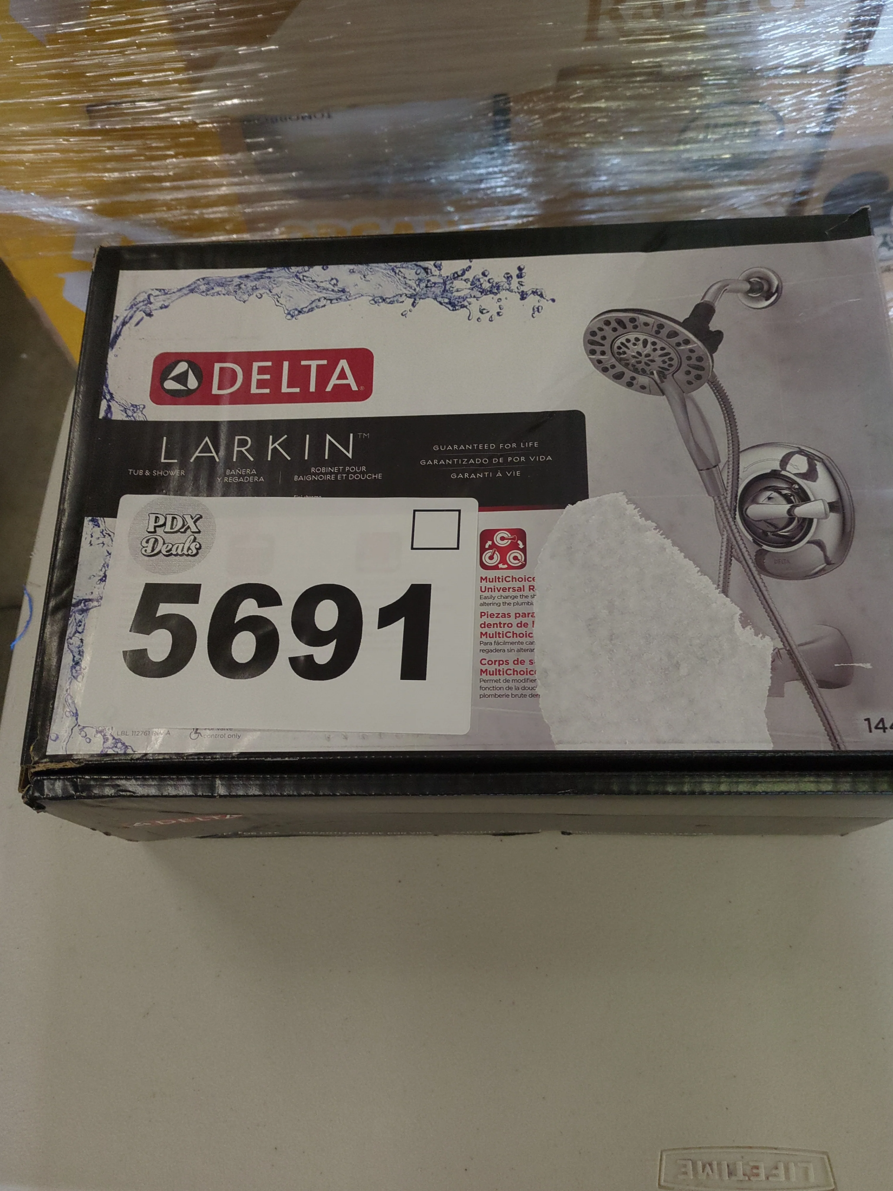 Delta Larkin Chrome Bathtub & Shower Faucet with In2ition Shower Head - Retail $137 - Image 3