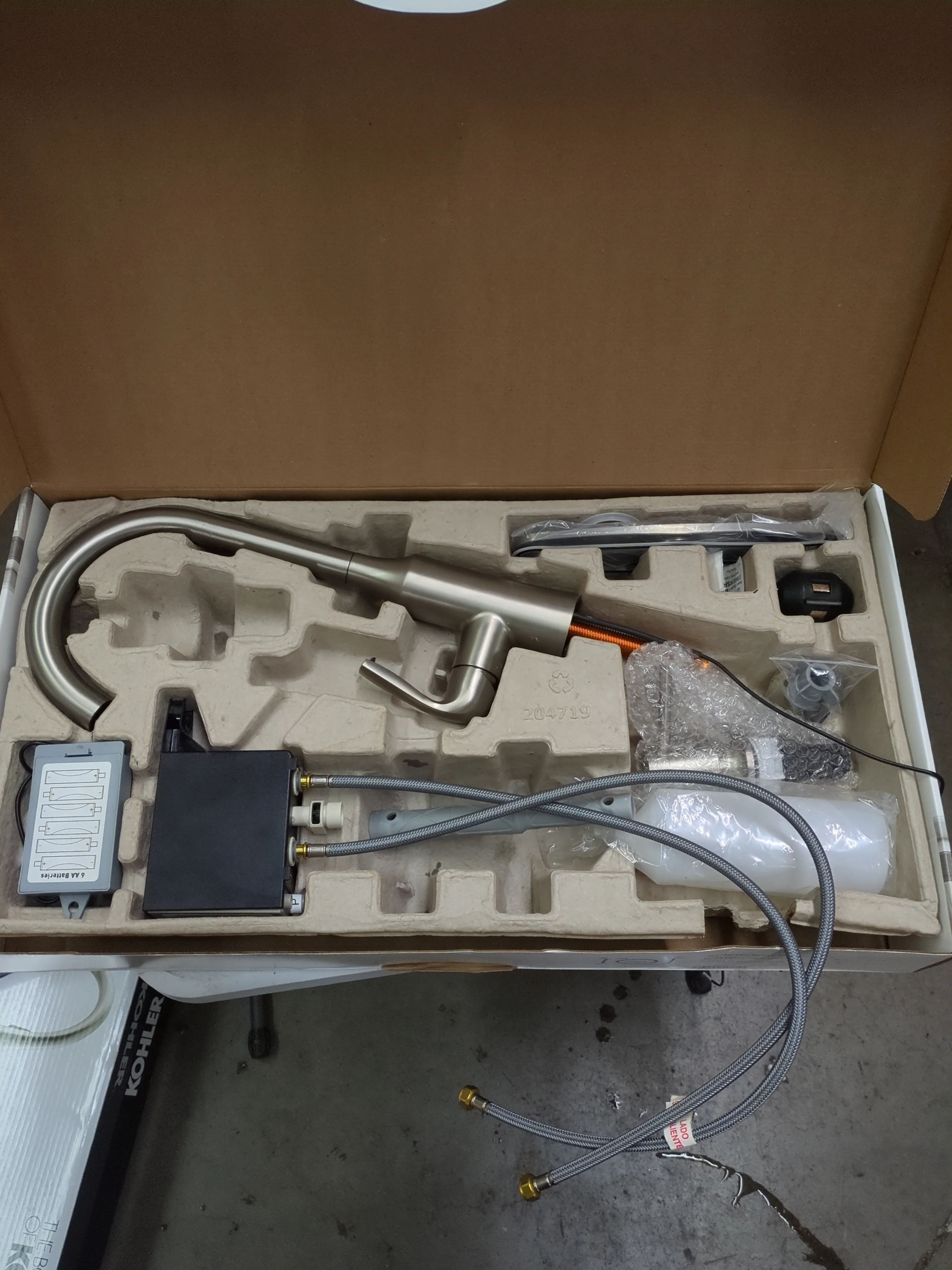 Moen Cadia Touchless Pulldown Kitchen Faucet - Image 5