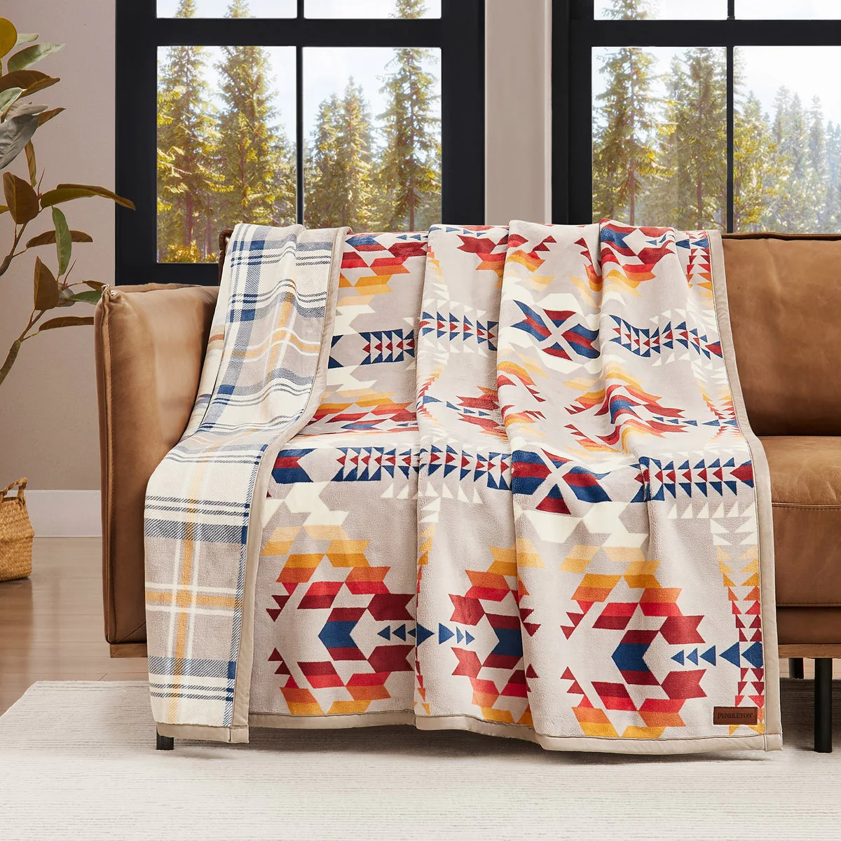 Pendleton Reversible Plush Throw - Image 3