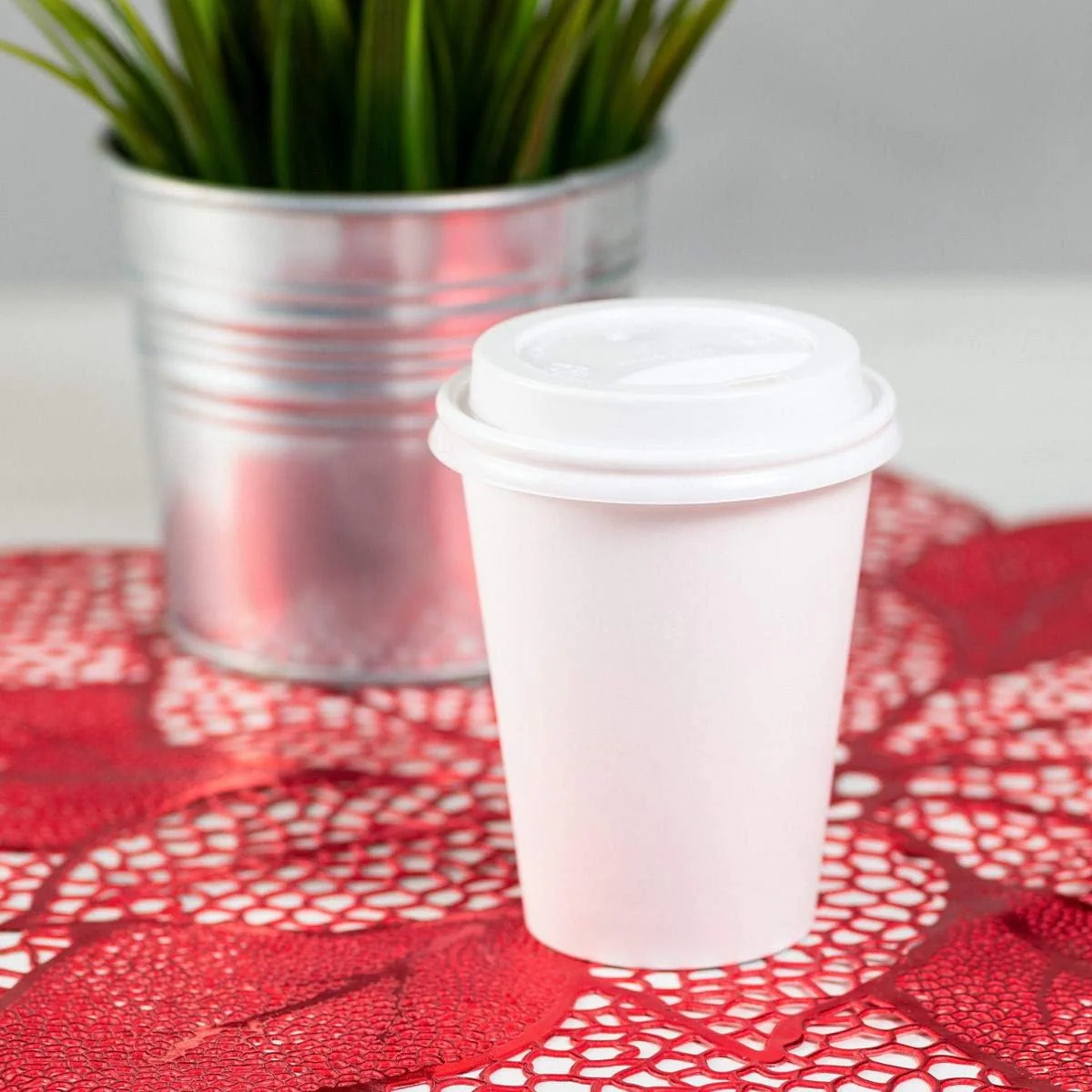 Karat PP Sipper Dome Lid for 8 oz Paper Hot Cup (White) - 1,000 ct - Image 2