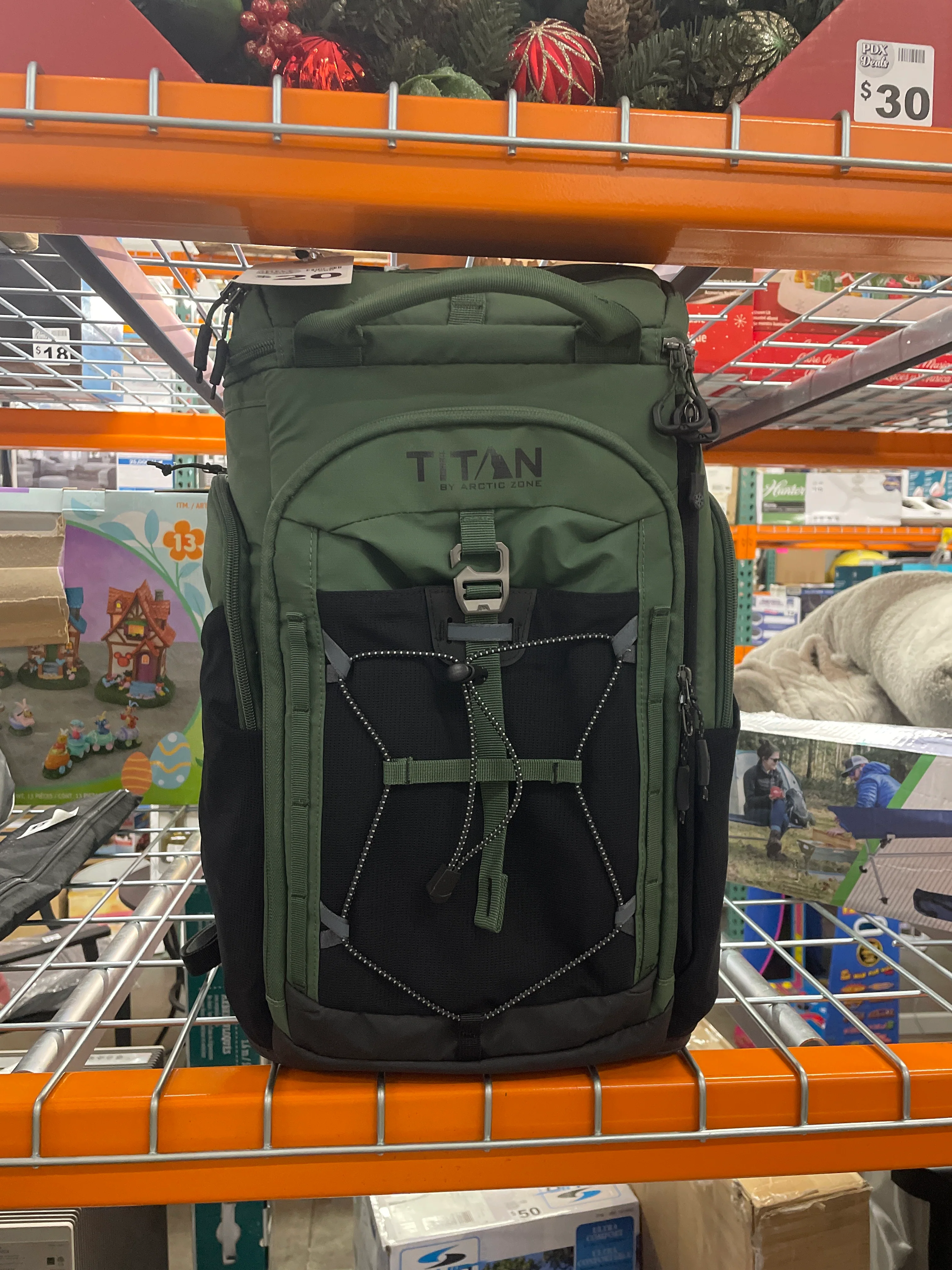 Titan 26 Can Backpack Cooler - Image 5
