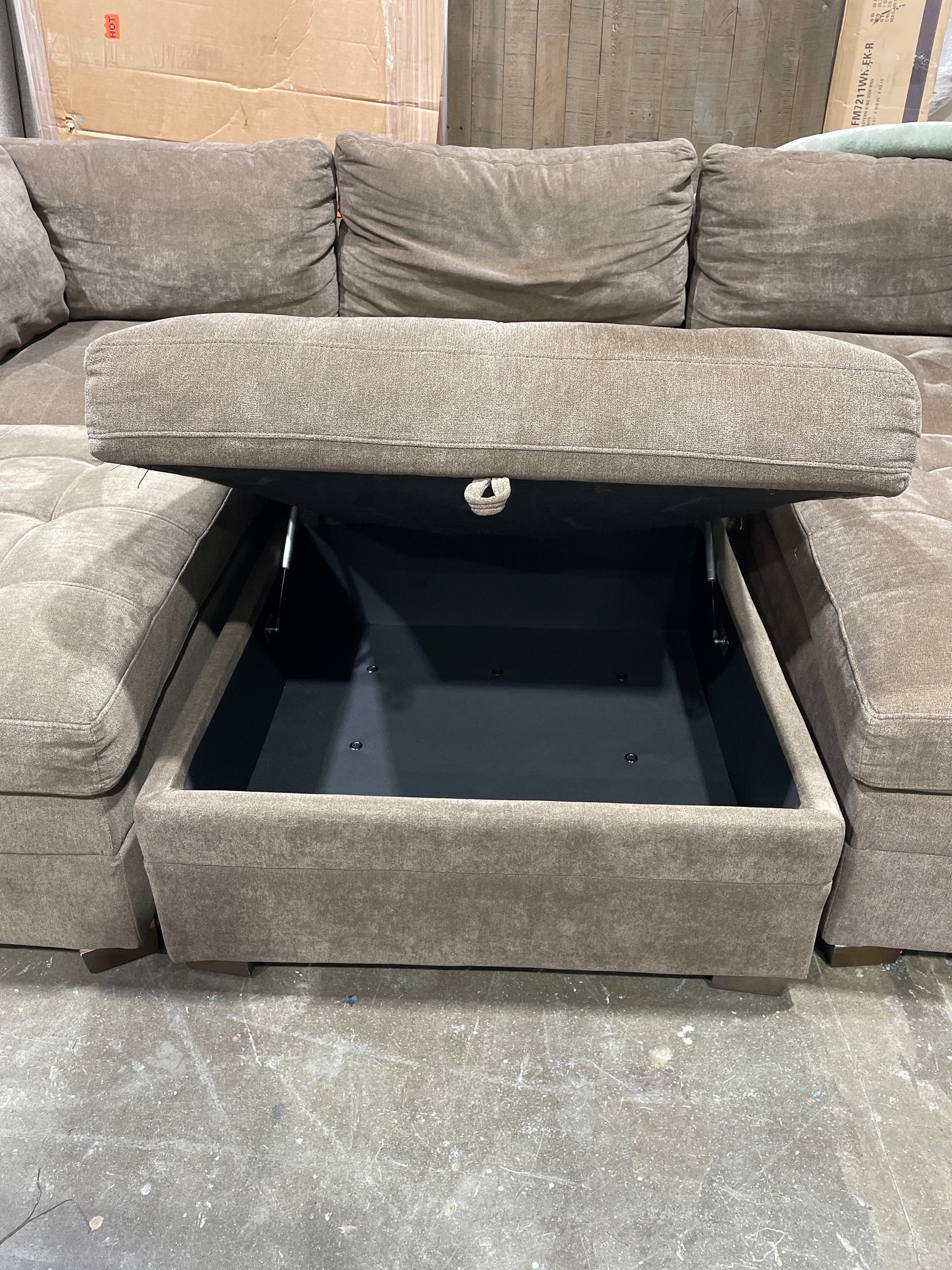 Thomasville Tisdale Fabric Sectional with Storage Ottoman - Brown - Image 3