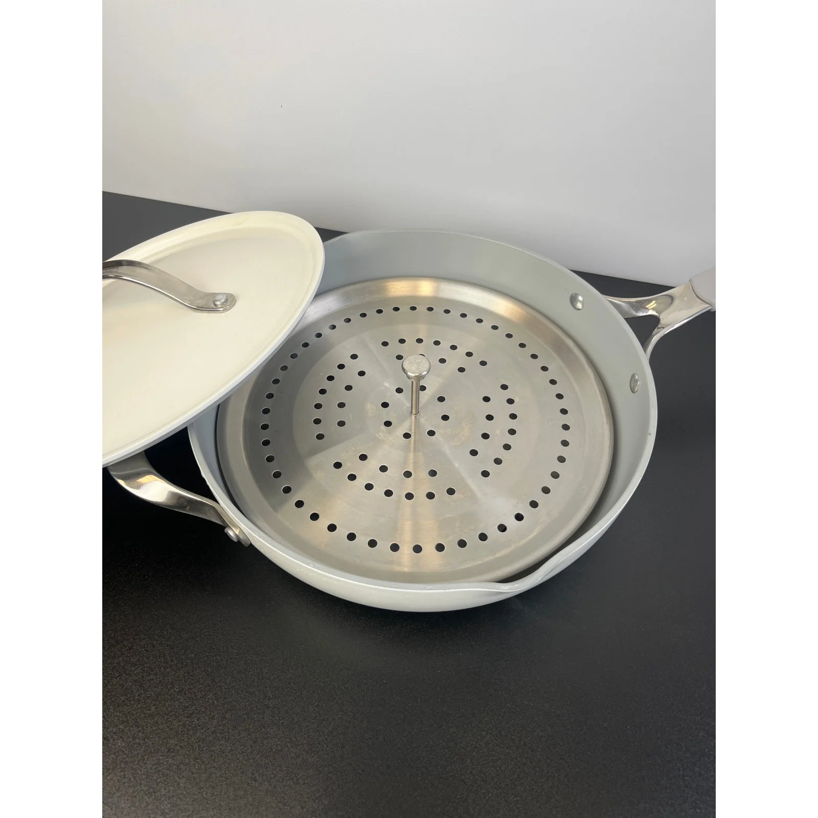 Tramontina 5-Quarter All in One Pan Set - Retail $49 - Image 4