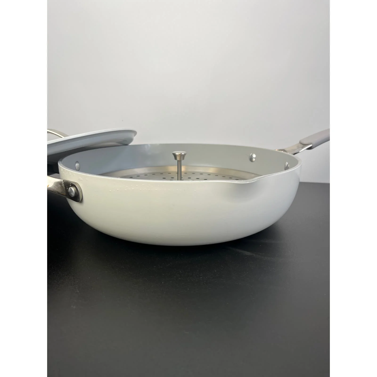 Tramontina 5-Quarter All in One Pan Set - Retail $54 - Image 5