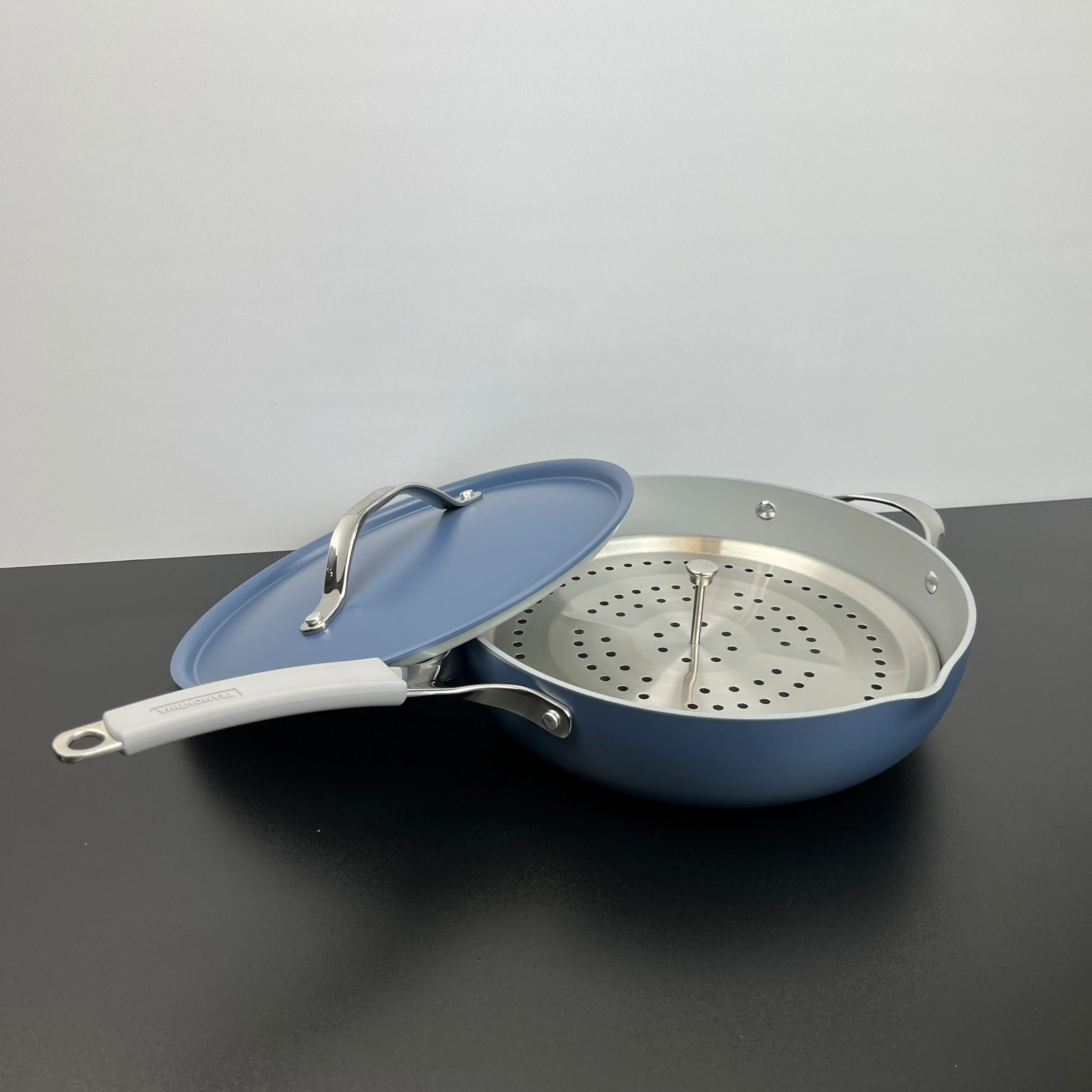 Tramontina Blue 5-Quarter All in One Pan Set - Retail $54 - Image 4