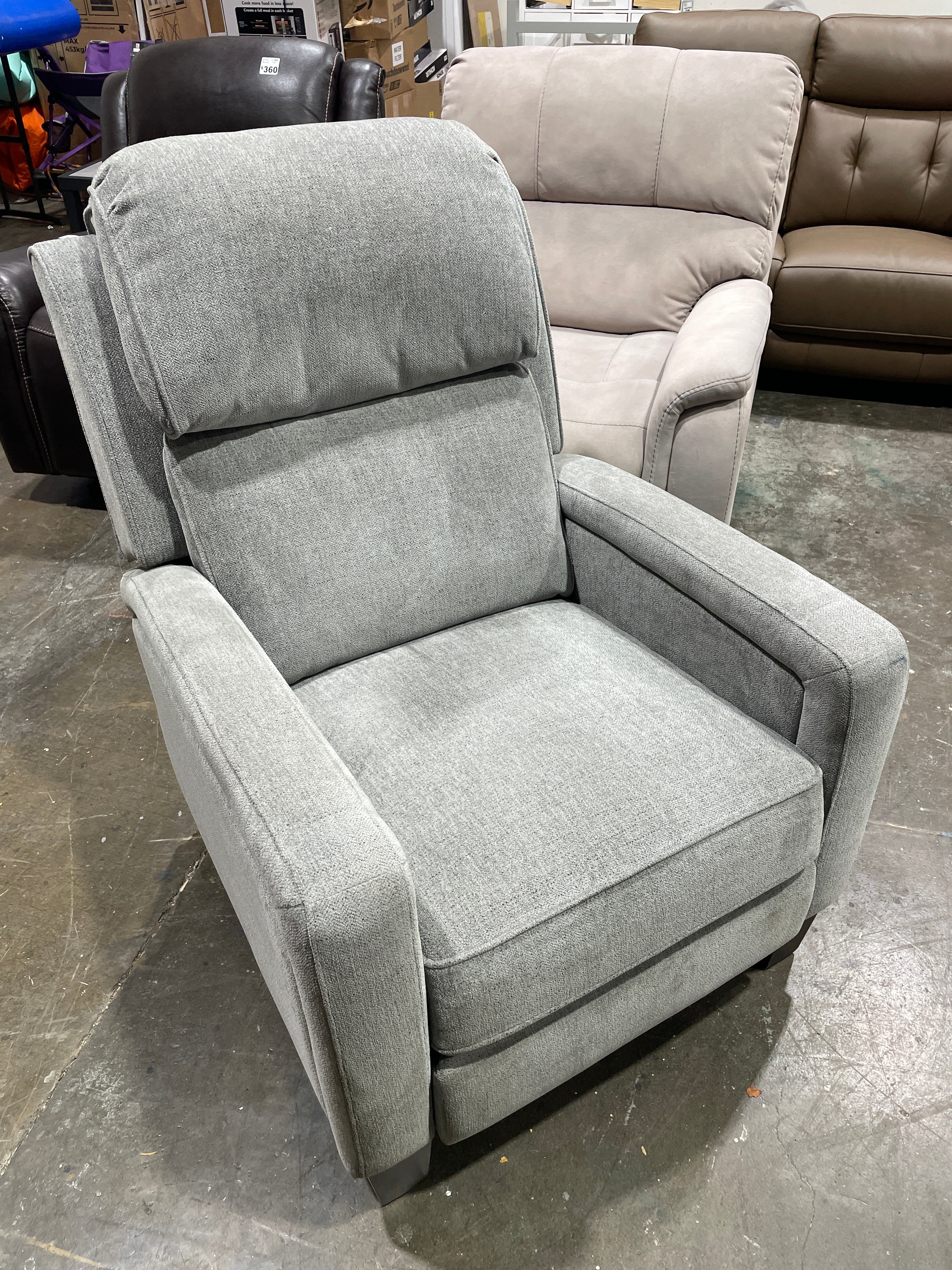 Wessen Fabric Pushback Recliner - Image 5