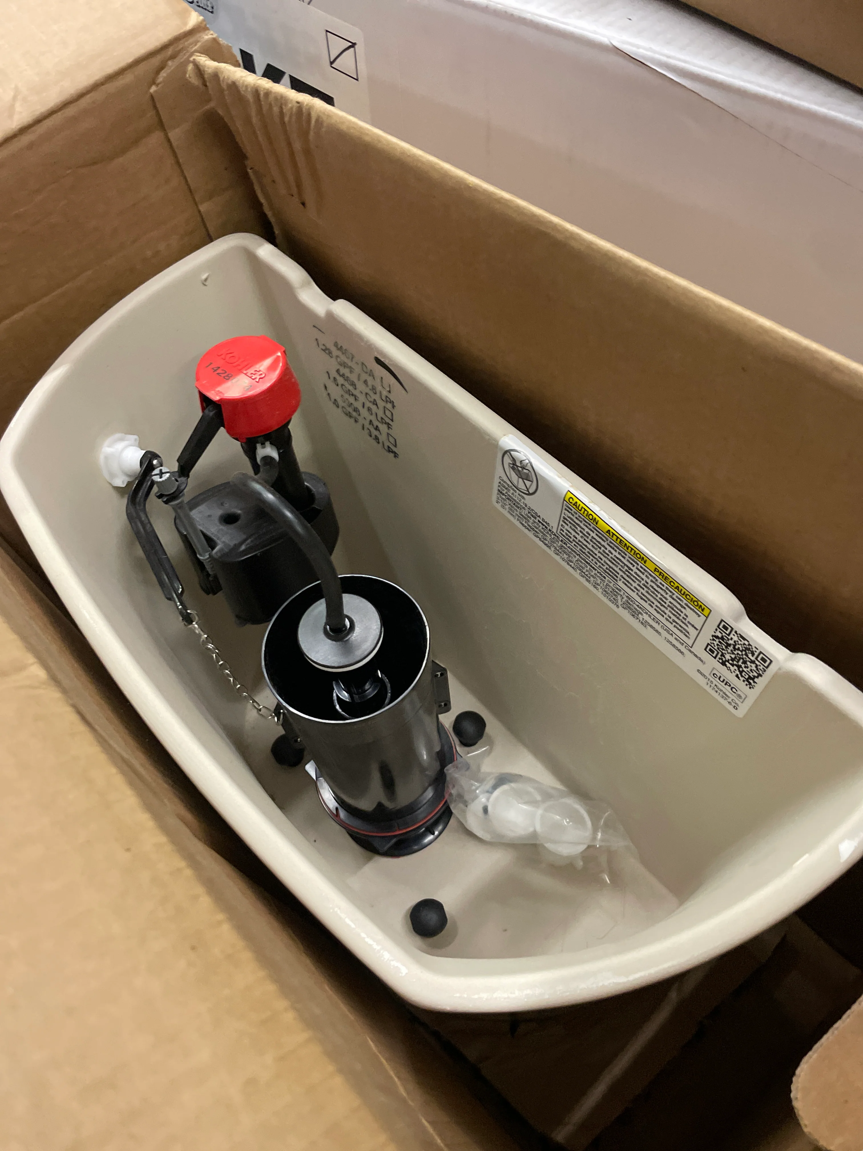 NEW - Wellworth Toilet Tank, 1.28 gpf - Retail $154 - Image 4