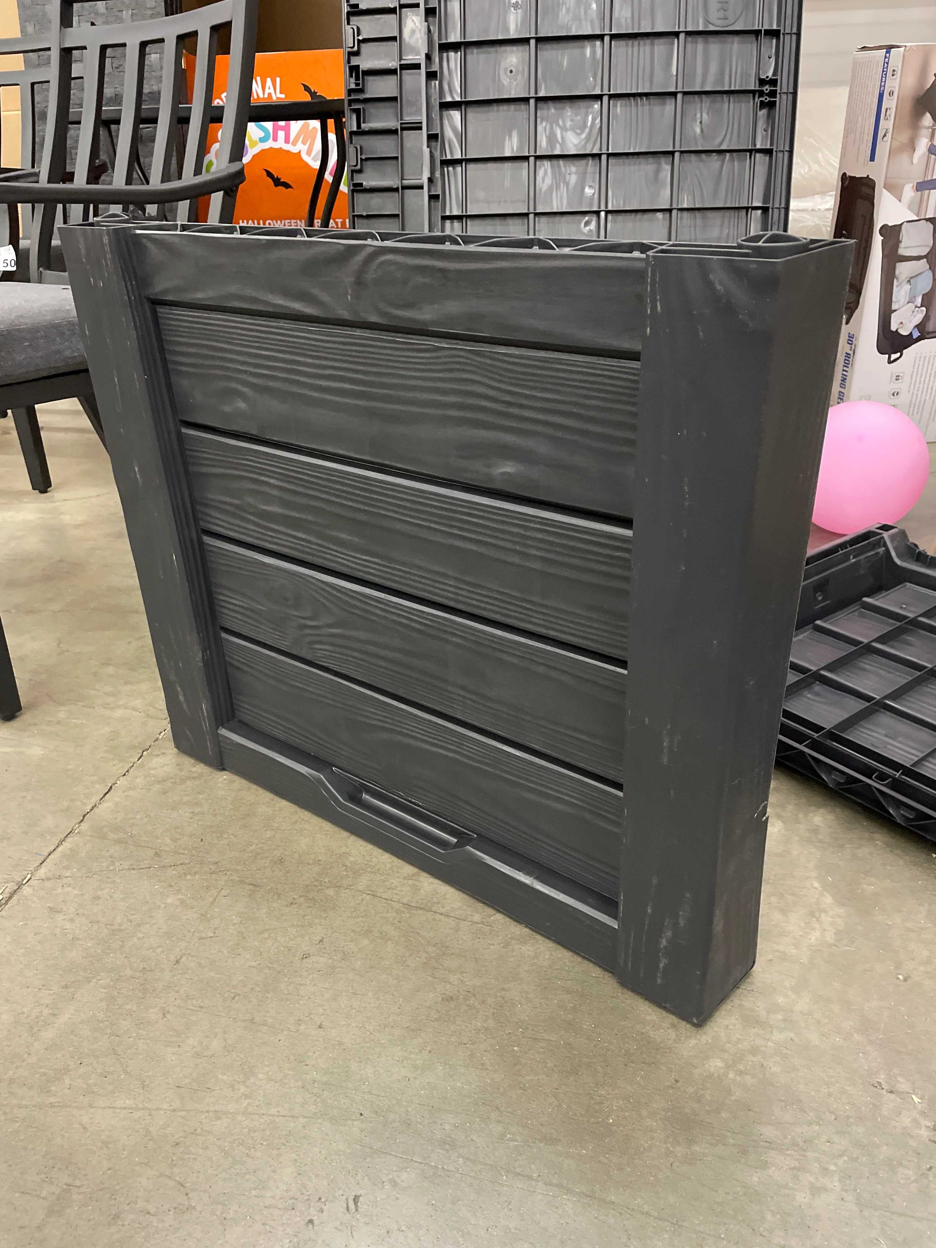 Keter Outdoor Storage Deck Box, 150 Gallon Resin Patio Bin & Bench, Solid, Dark Grey - Retail $160 - Image 4